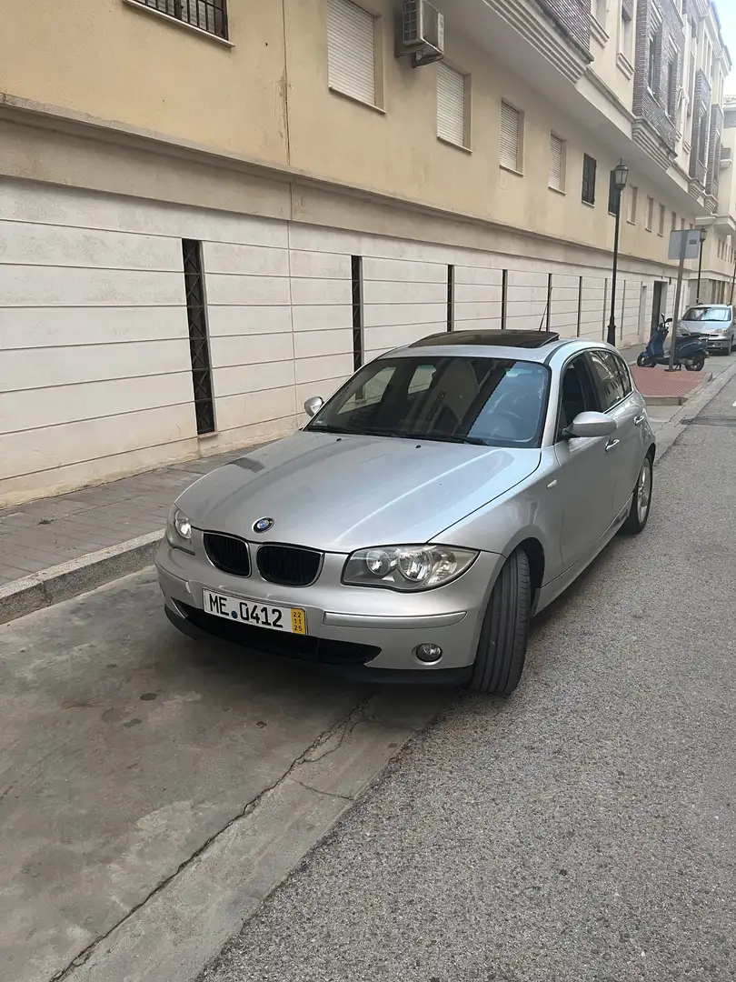 BMW 118 118d - 1
