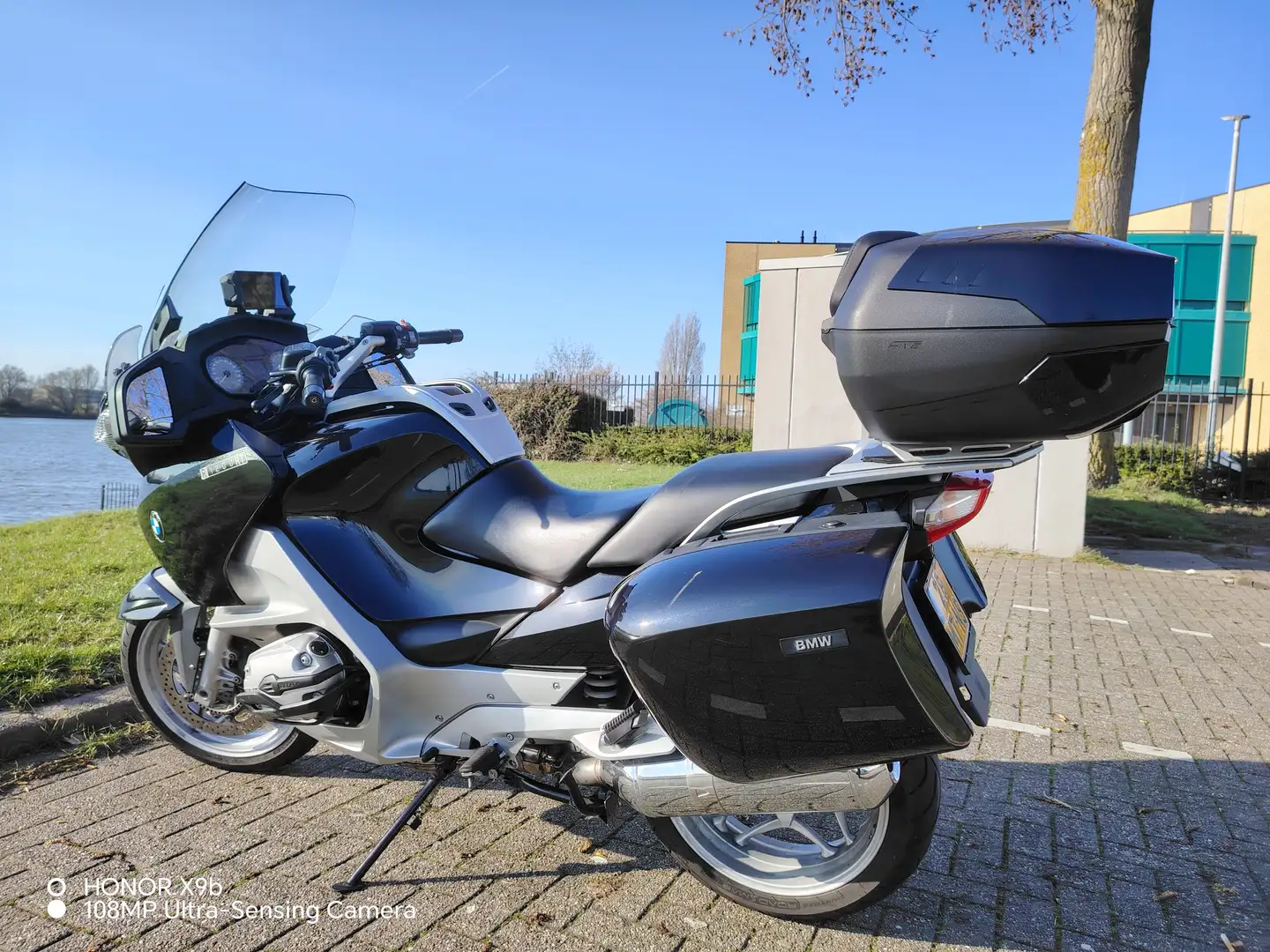 BMW R 1200 RT Givi Maxia and Navigation ready Negro - 1