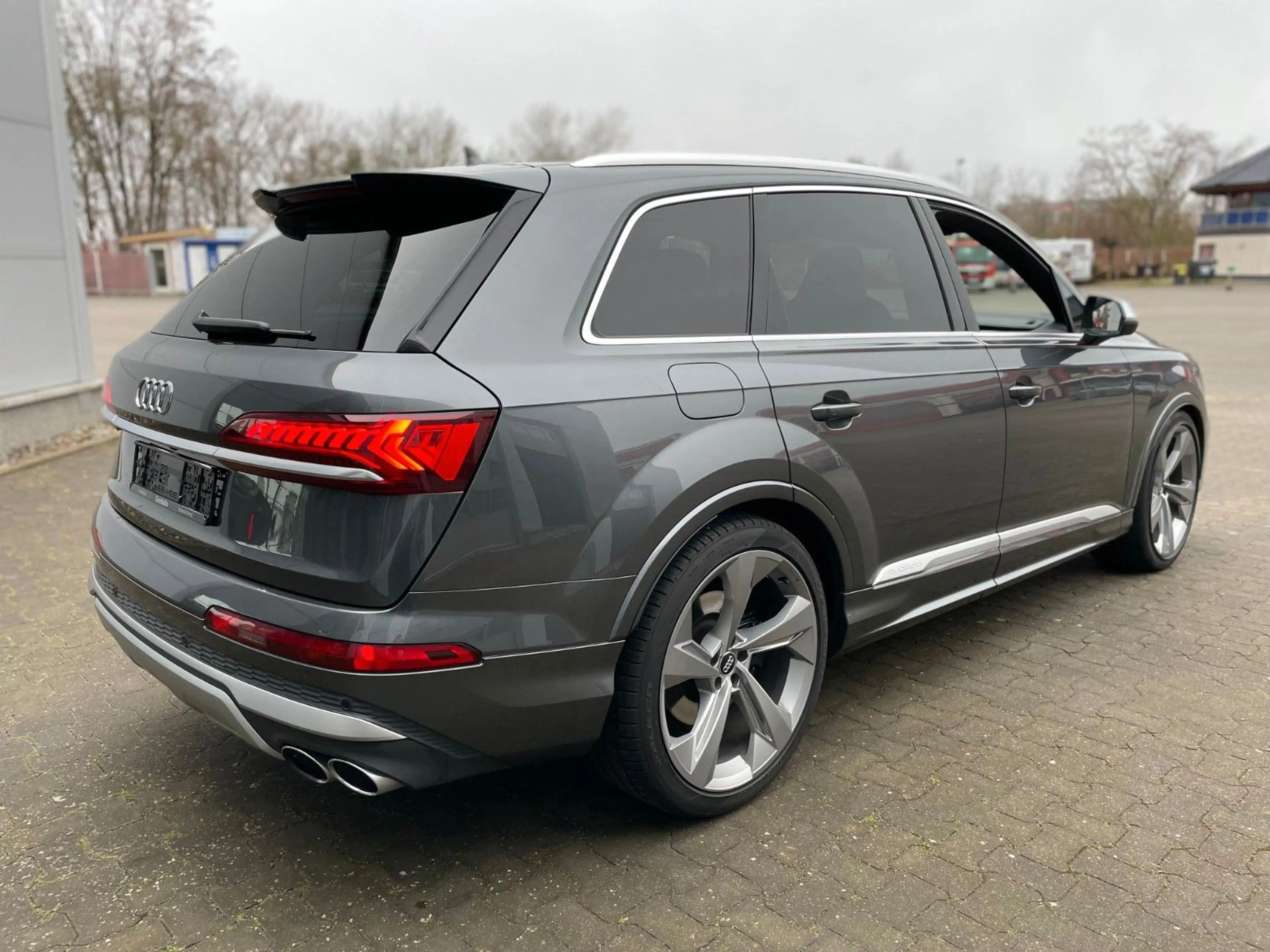 Audi SQ7 4.0 QUATTRO TDI, S-SITZE RAUTE, PANO, 22" — photo 7