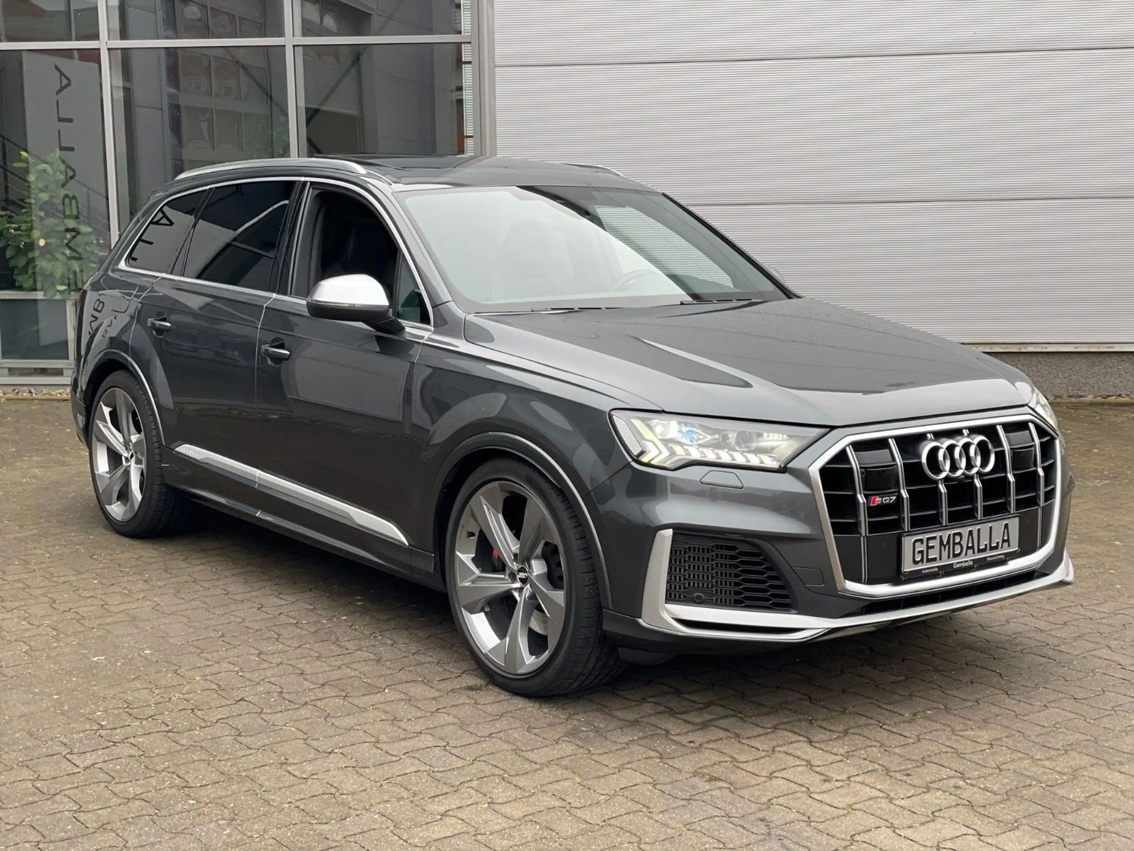 Audi SQ7 4.0 QUATTRO TDI, S-SITZE RAUTE, PANO, 22" — photo 15
