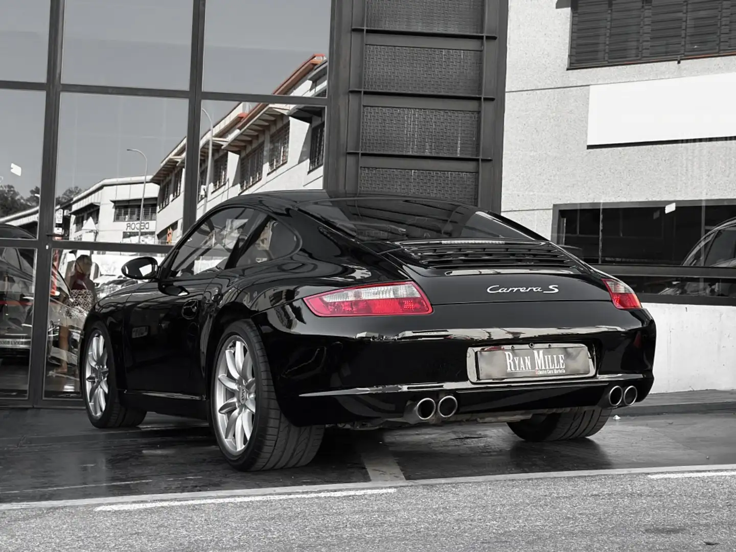 Porsche 997 Carrera S Coupé Schwarz - 2