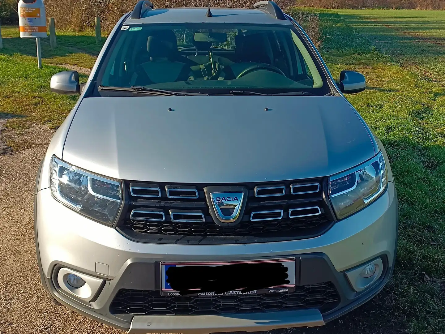 Dacia Sandero Sandero Stepway Sensation TCe 90 Easy-R S Silber - 2