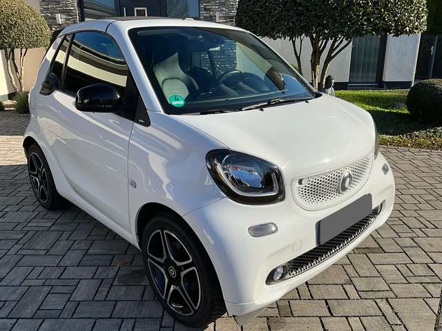 Imagine smart forTwo smart fortwo cabrio prime RFK Leder Tempomat Navi