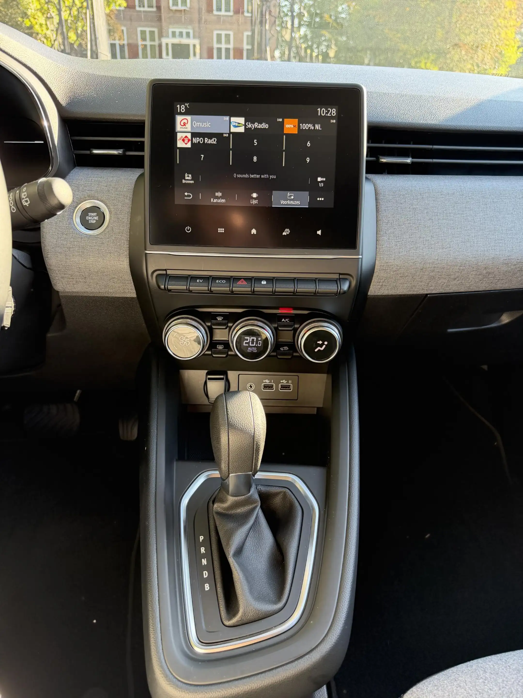 Mitsubishi Colt 1.6 HEV Intense | Camera | LED | BTW | — photo 23