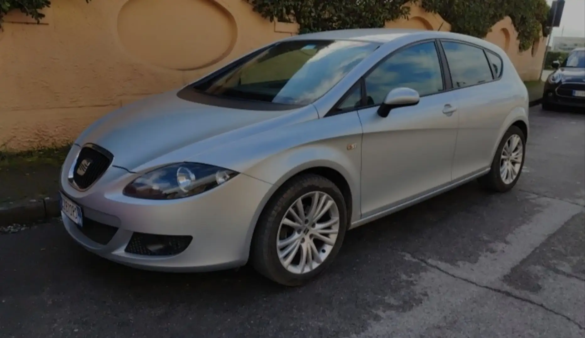 SEAT Leon Leon 1.6 Reference Dual Grigio - 1