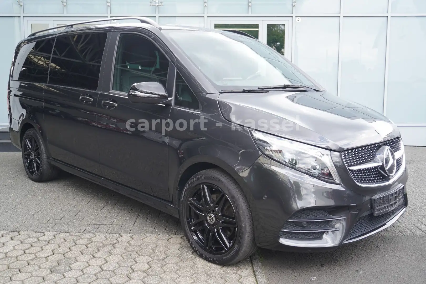 Mercedes-Benz V 300 d AVANTGARDE AMG EDITION 4MATIC Grau - 1