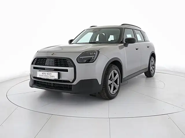 MINI Countryman D D 48V Essential