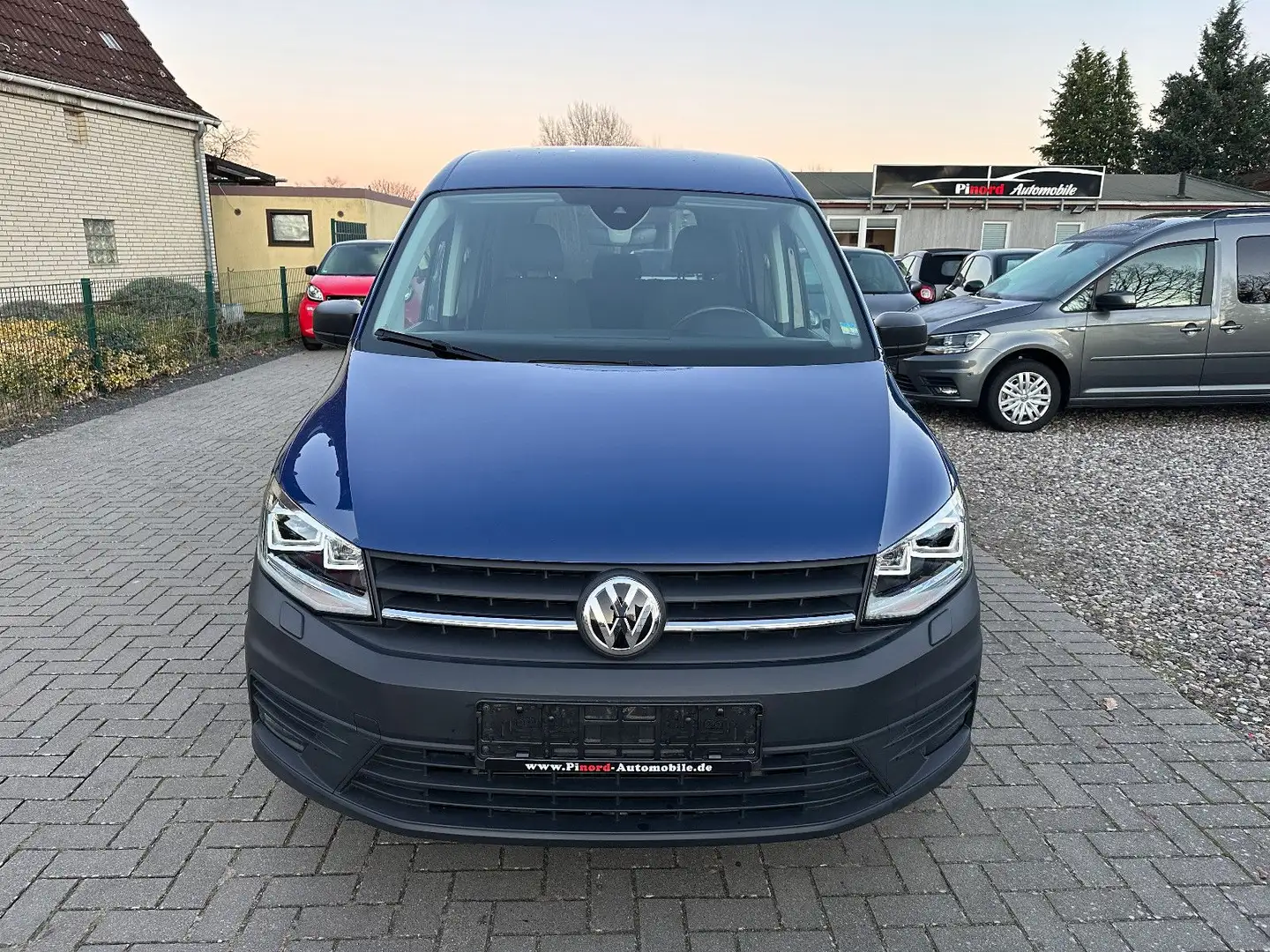 Volkswagen Caddy ACC-XENON-NAVI-SPUR-CAR PLAY-KAM-DSG-150PS Blau - 2