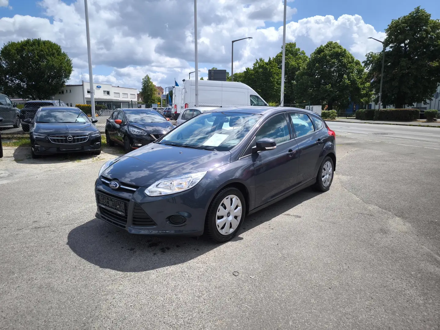 Ford Focus Trend Bordcomputer Klima Grigio - 1