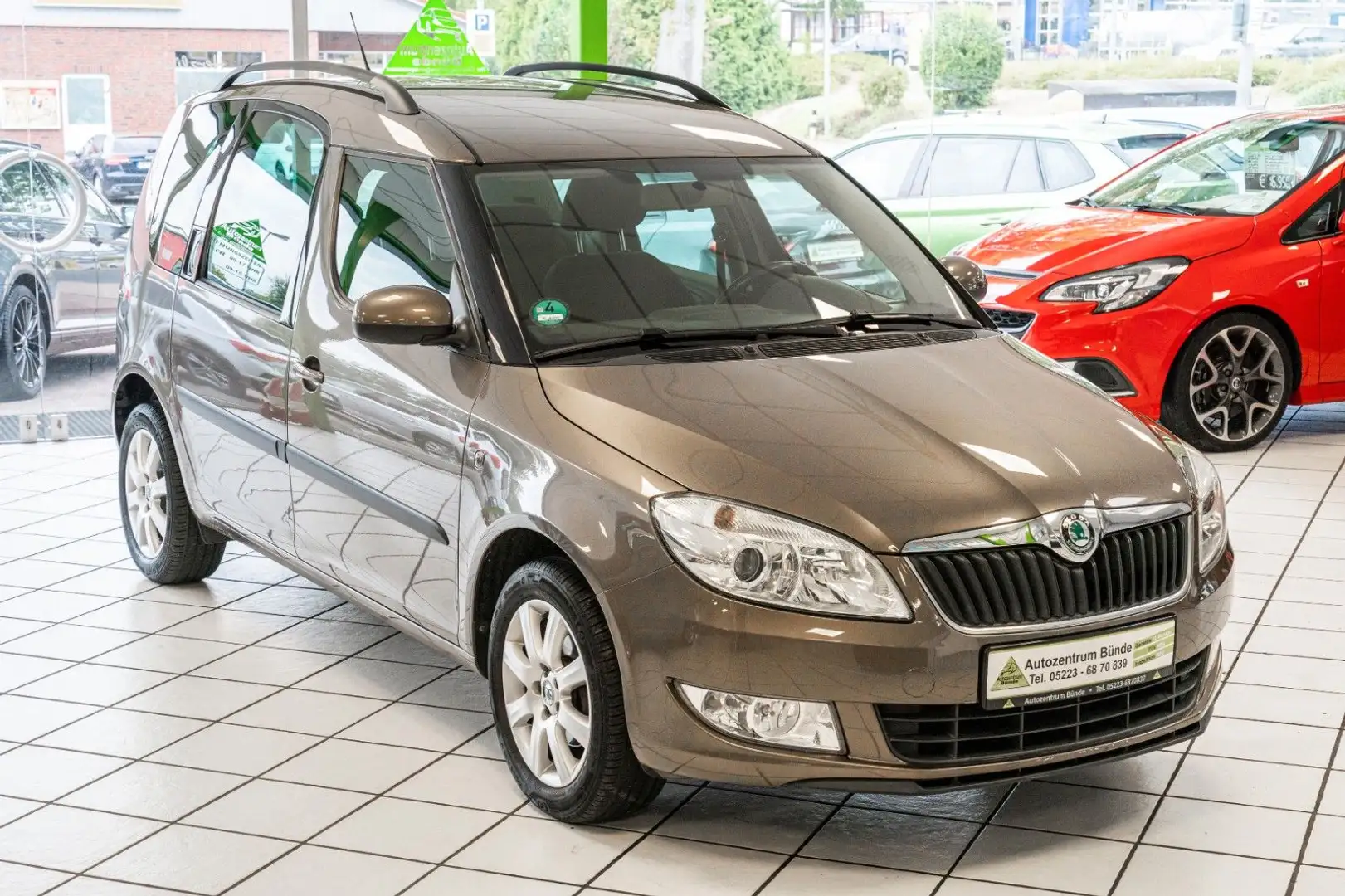 Skoda Roomster Ambition 1.2 TSI Benzin Klima 86 PS Brun - 1