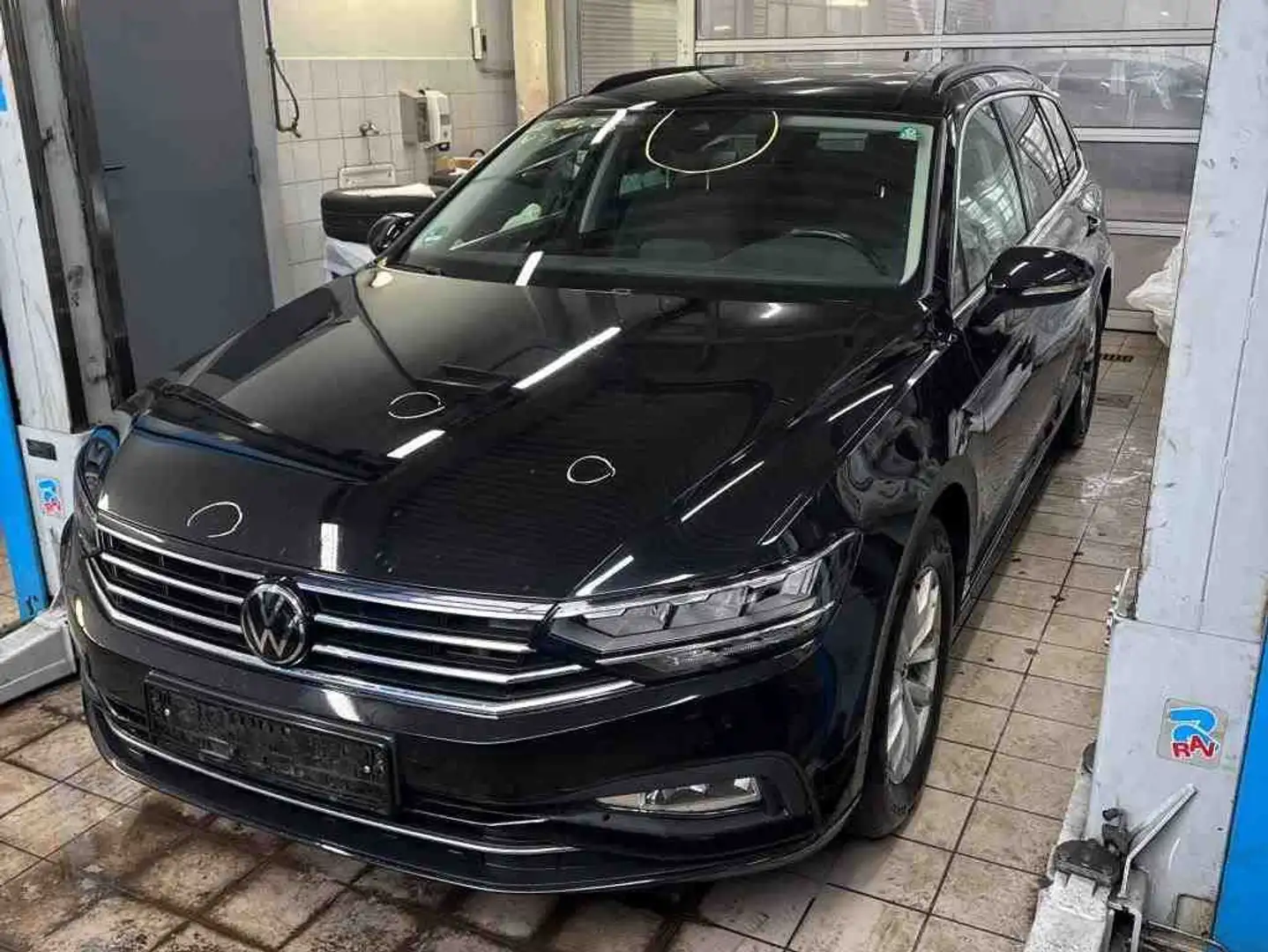 Volkswagen Passat Variant Passat Variant 2.0 TDI SCR Business|NAVI|R-CAM| - 1