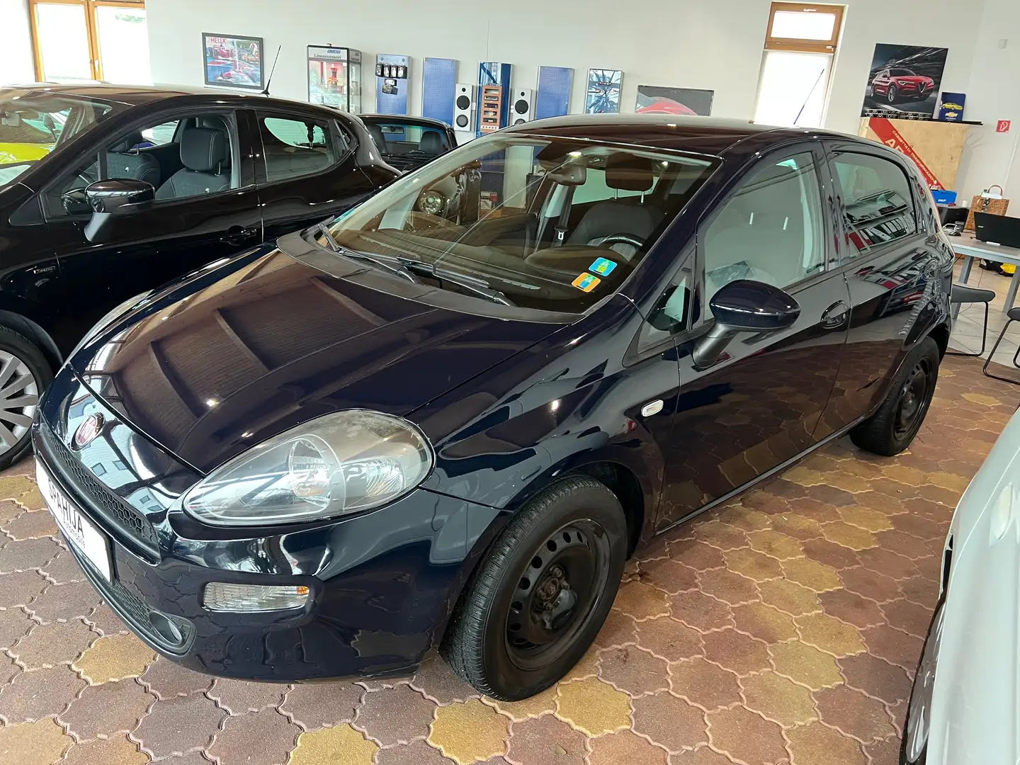 Fiat Punto More Blau - 2