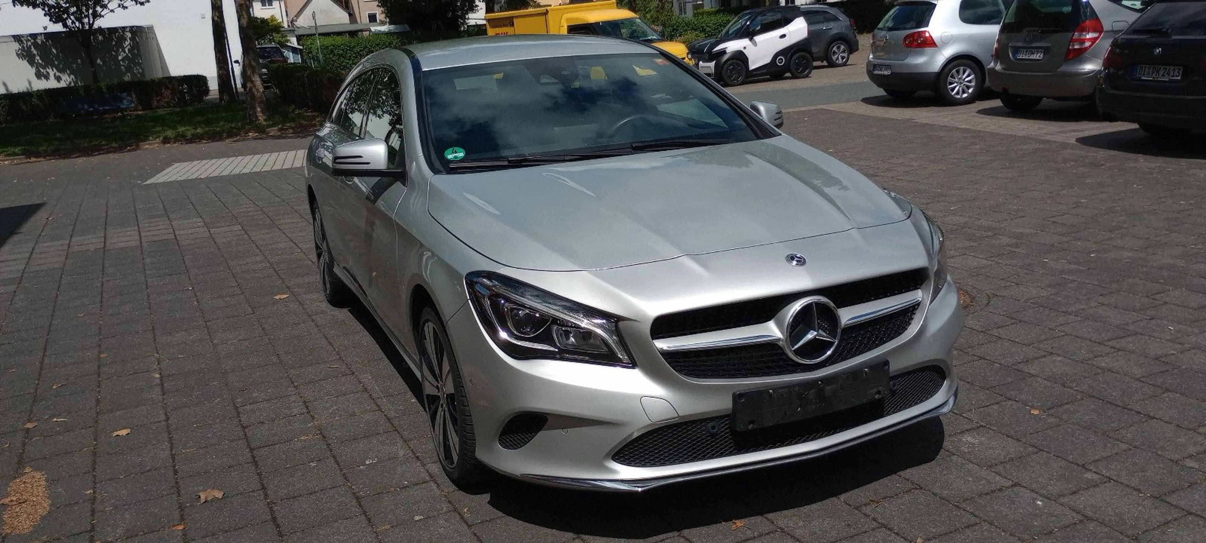 Mercedes-Benz CLA 220 4Matic DCT NaviRückf eHeckkScheckheft