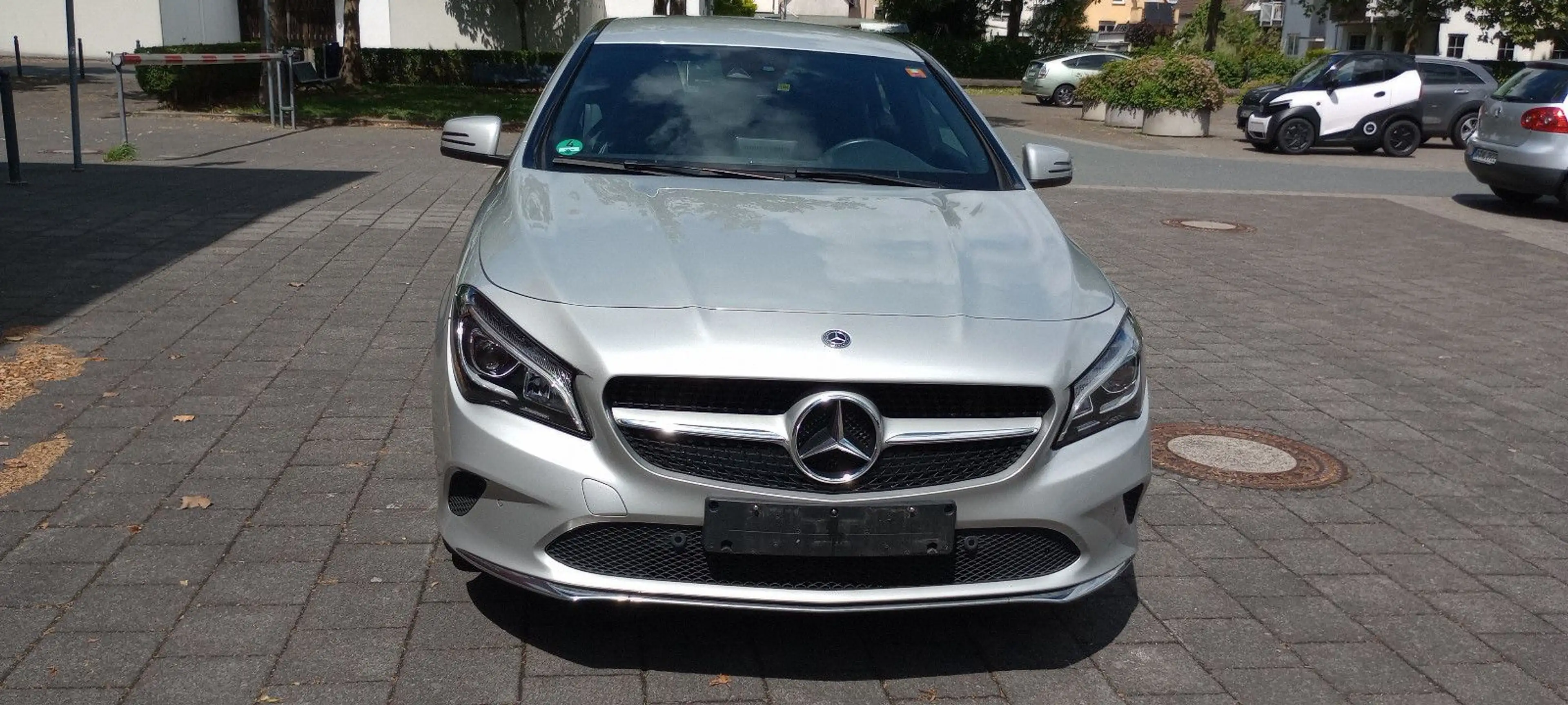 Mercedes-Benz CLA 220 4Matic DCT NaviRückf eHeckkScheckheft — photo 13