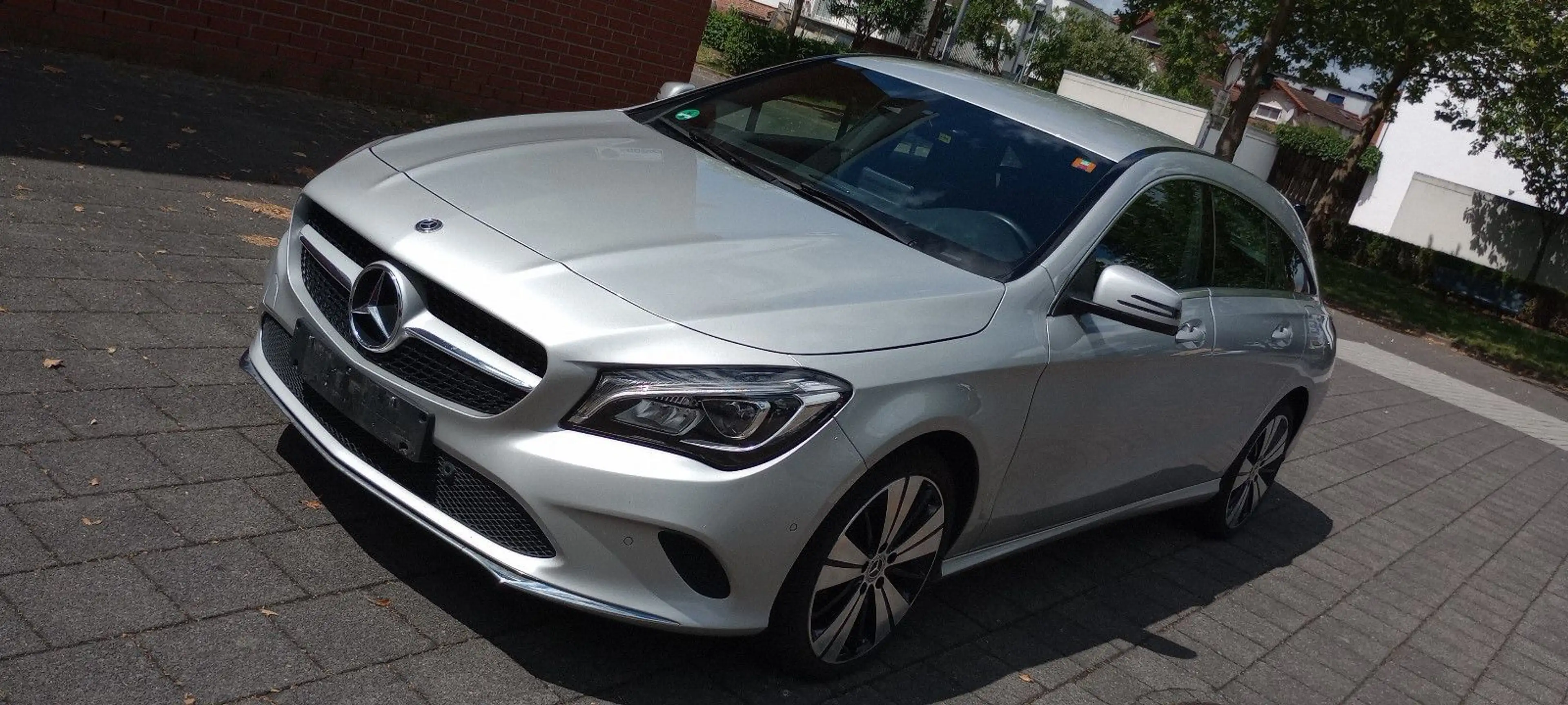 Mercedes-Benz CLA 220 4Matic DCT NaviRückf eHeckkScheckheft — photo 10