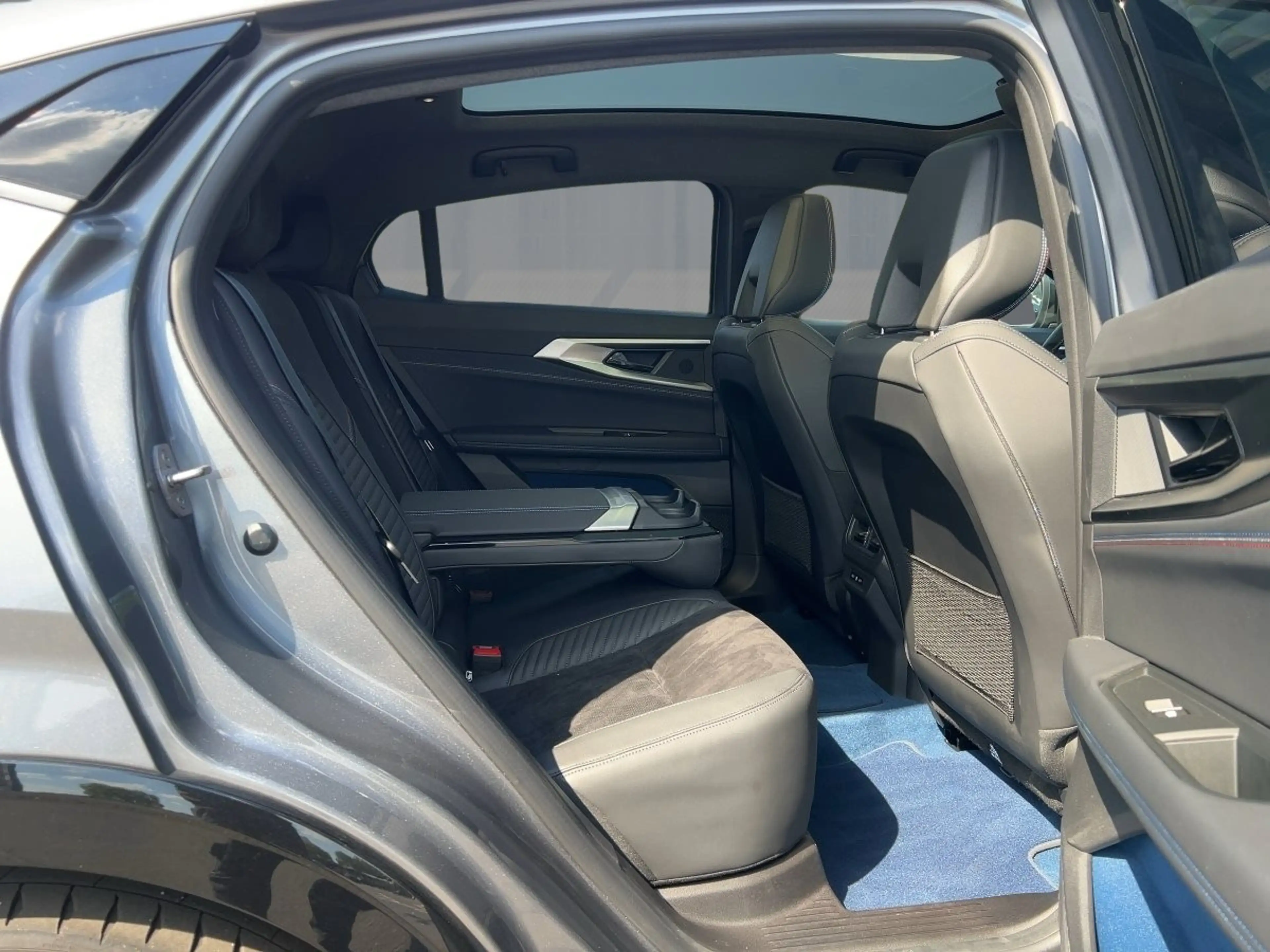 Renault Rafale ATELIER ALPINE 4x4 E-TECH PLUG-IN HYBRID 300 SOLARBAY DACH — photo 9