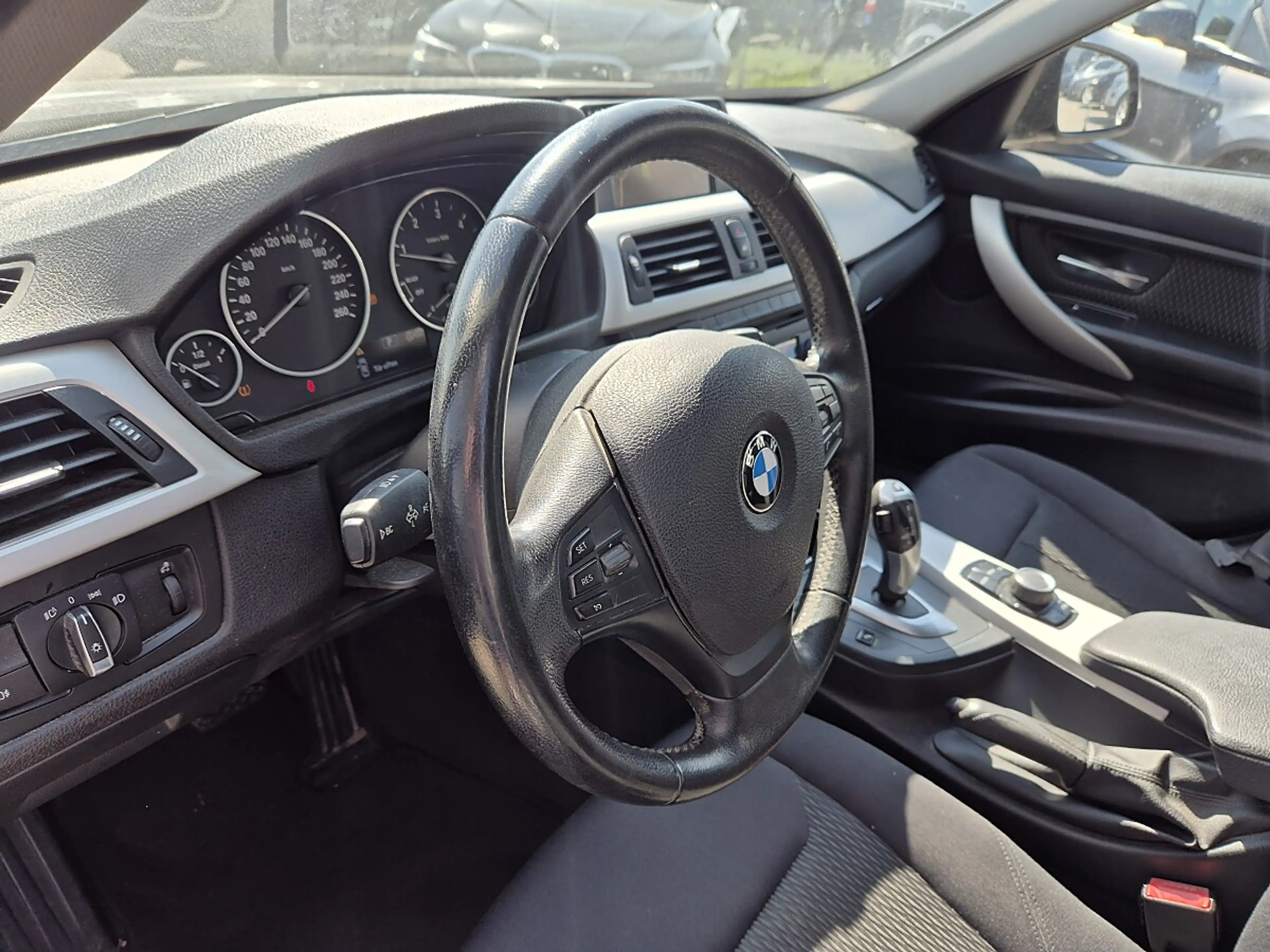 BMW 316 d Aut. — photo 9