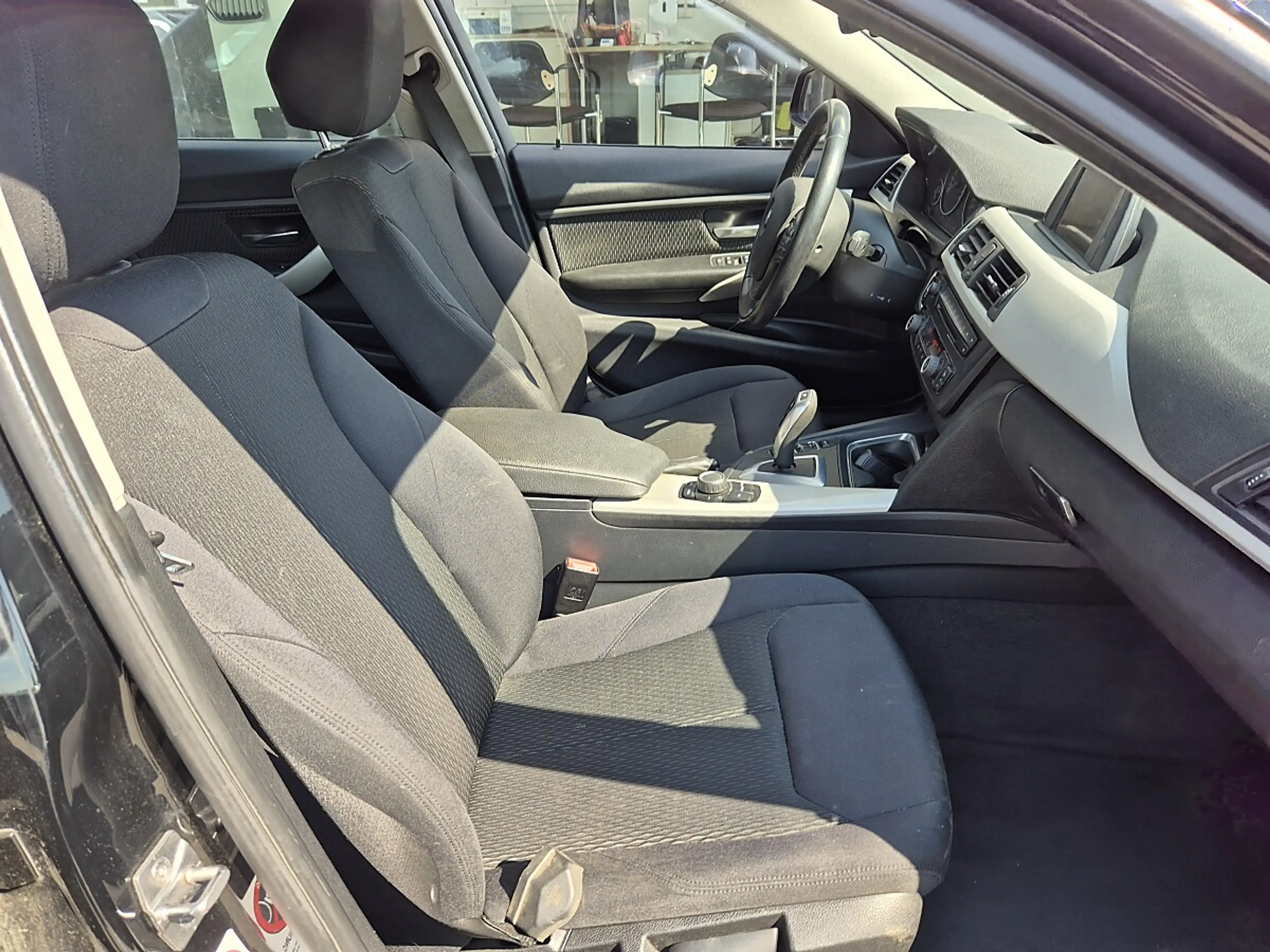 BMW 316 d Aut. — photo 11