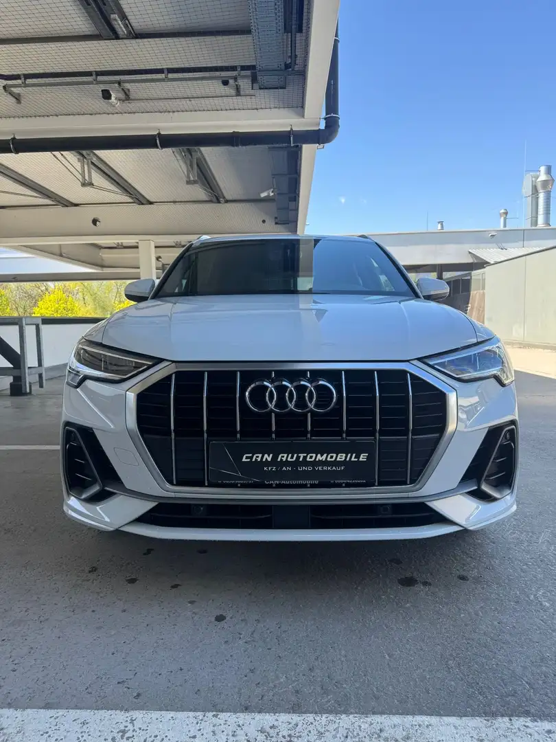 Audi Q3 35 TFSI S line Weiß - 1