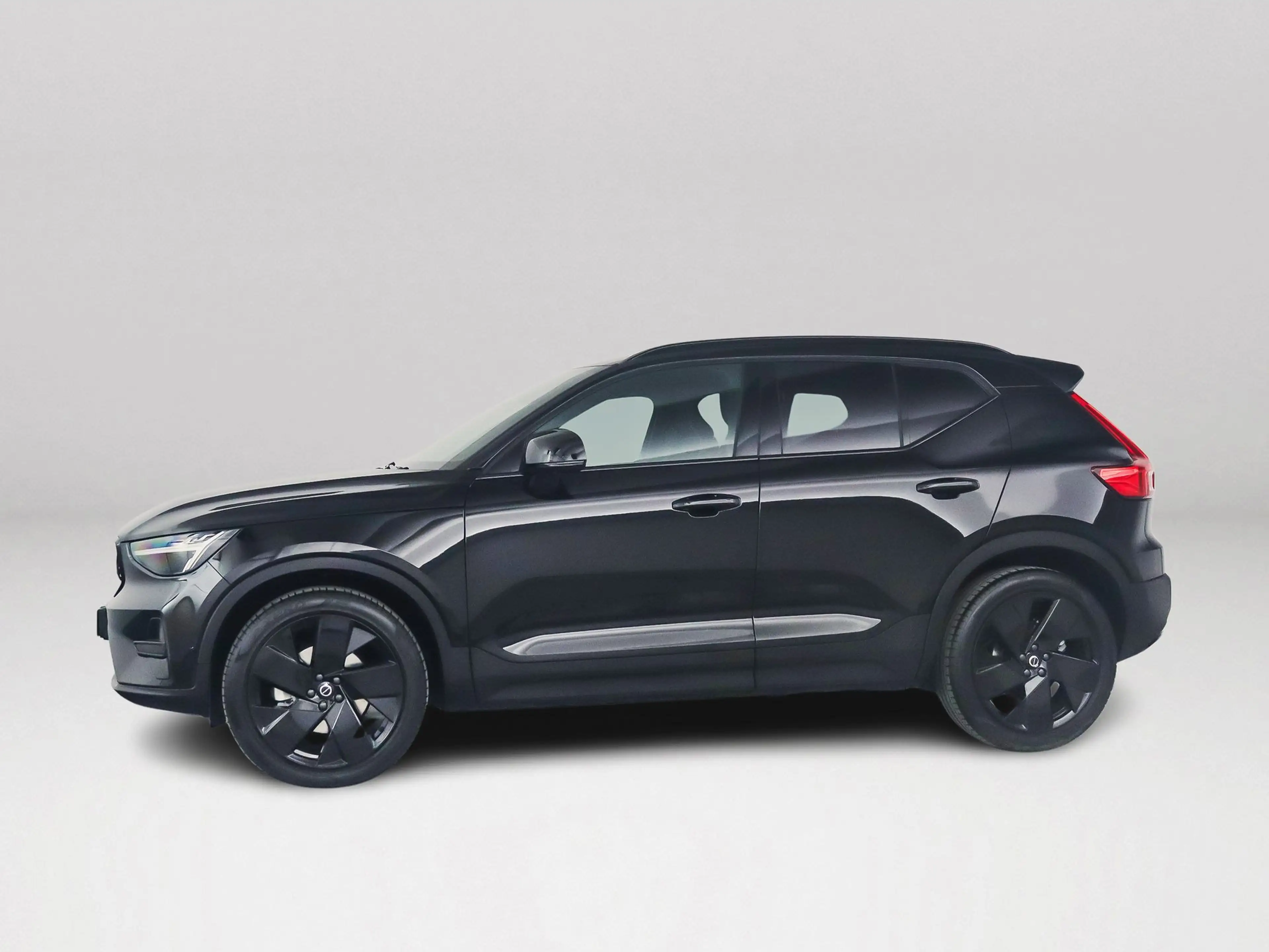 Volvo XC40 B4 Plus Black Edition | Panoramadak | 360° camera — photo 4
