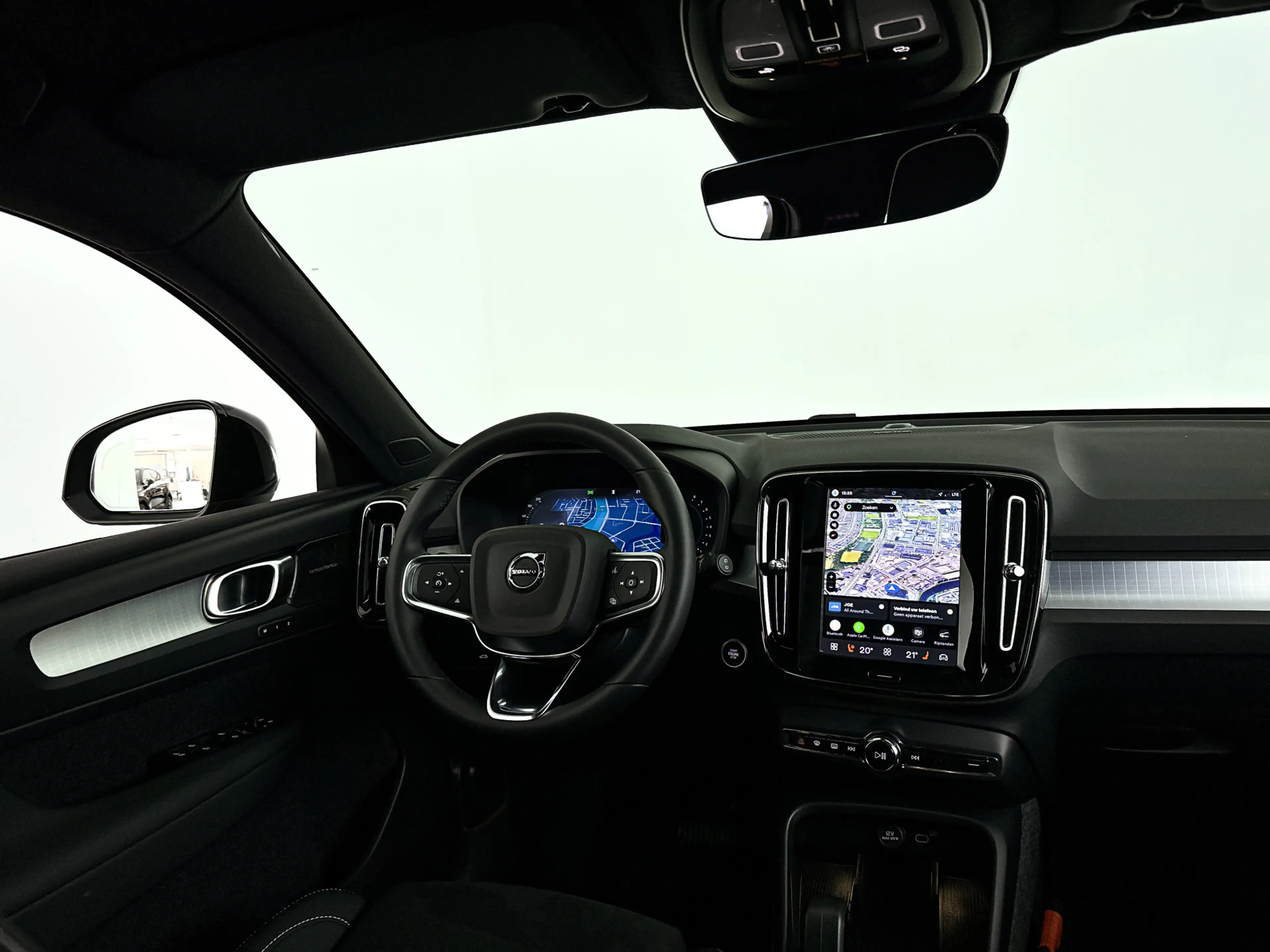 Volvo XC40 B4 Plus Black Edition | Panoramadak | 360° camera — photo 9