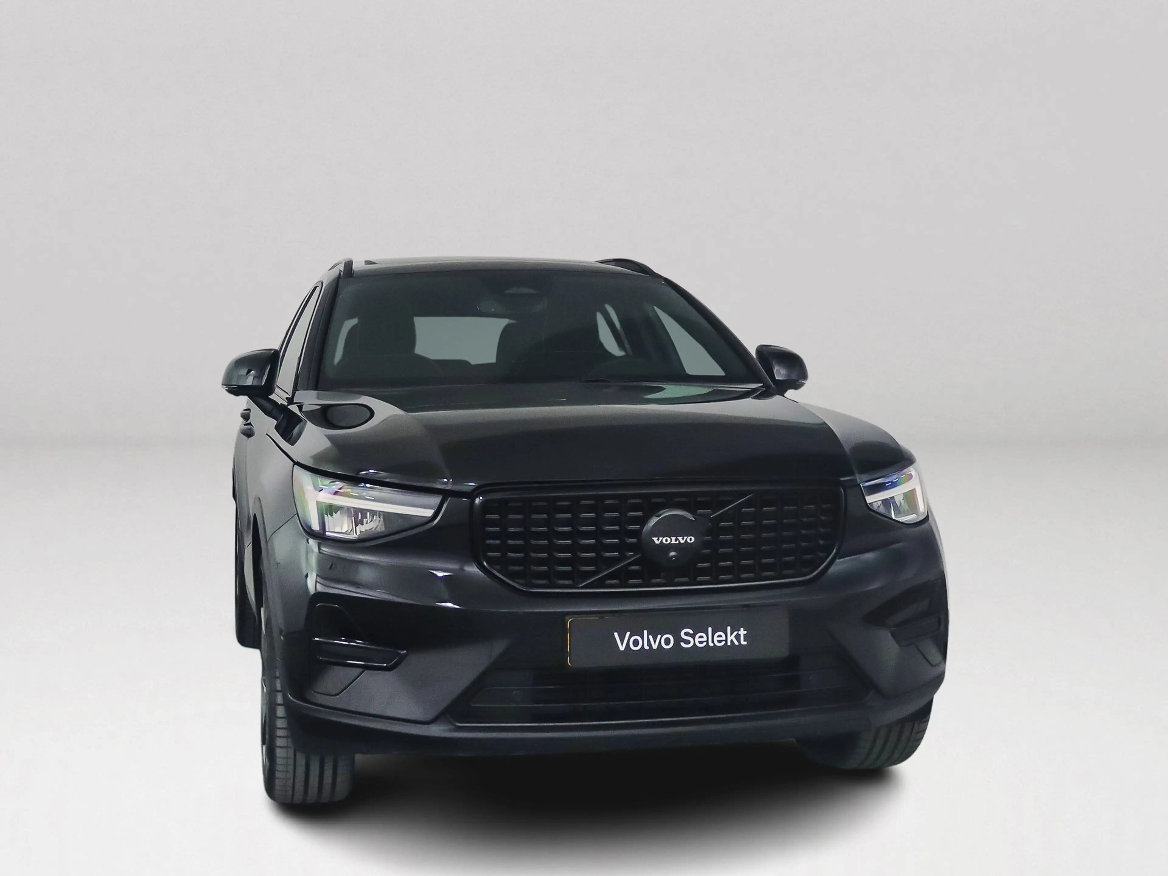 Volvo XC40 B4 Plus Black Edition | Panoramadak | 360° camera — photo 11
