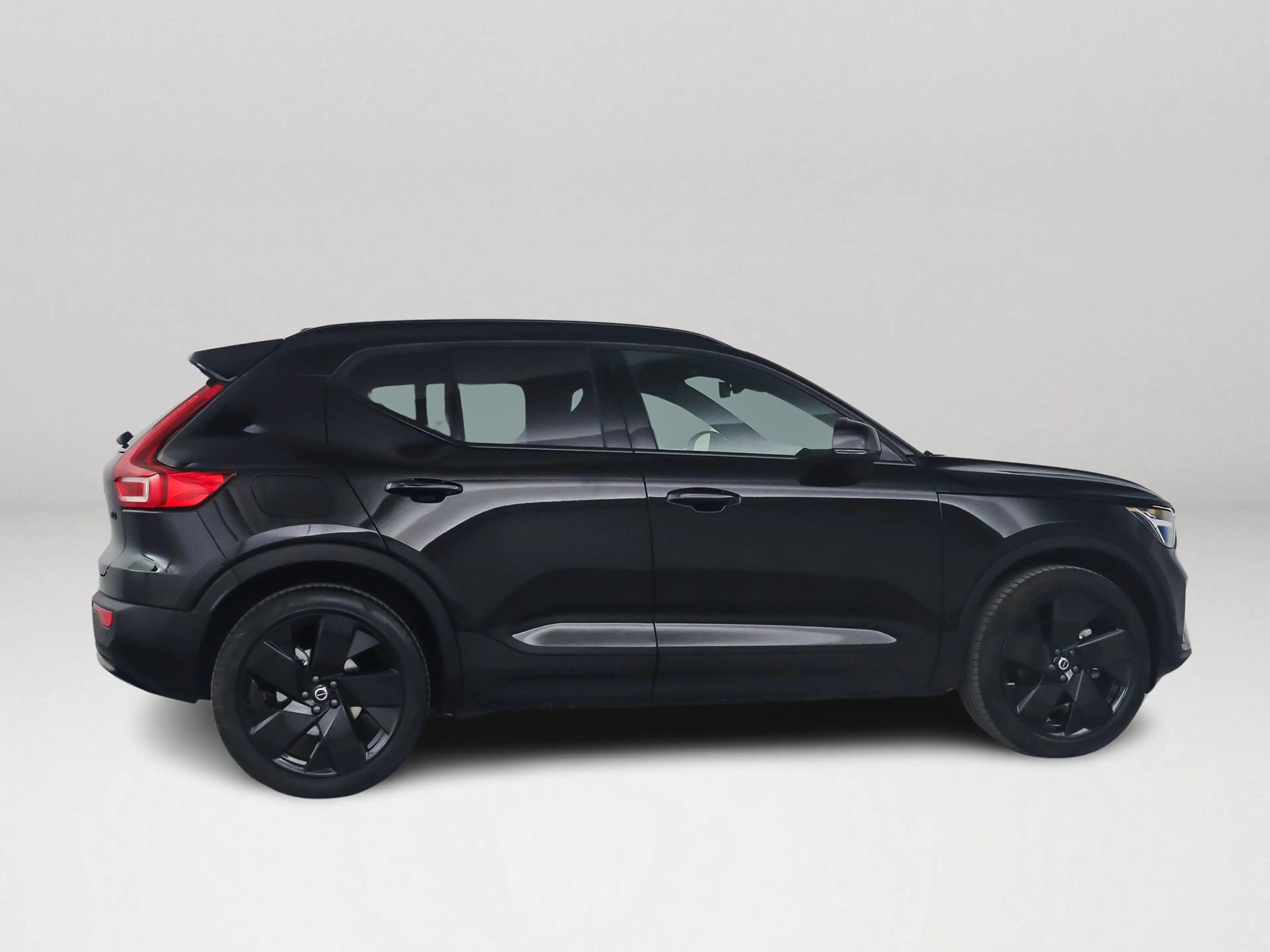 Volvo XC40 B4 Plus Black Edition | Panoramadak | 360° camera — photo 5