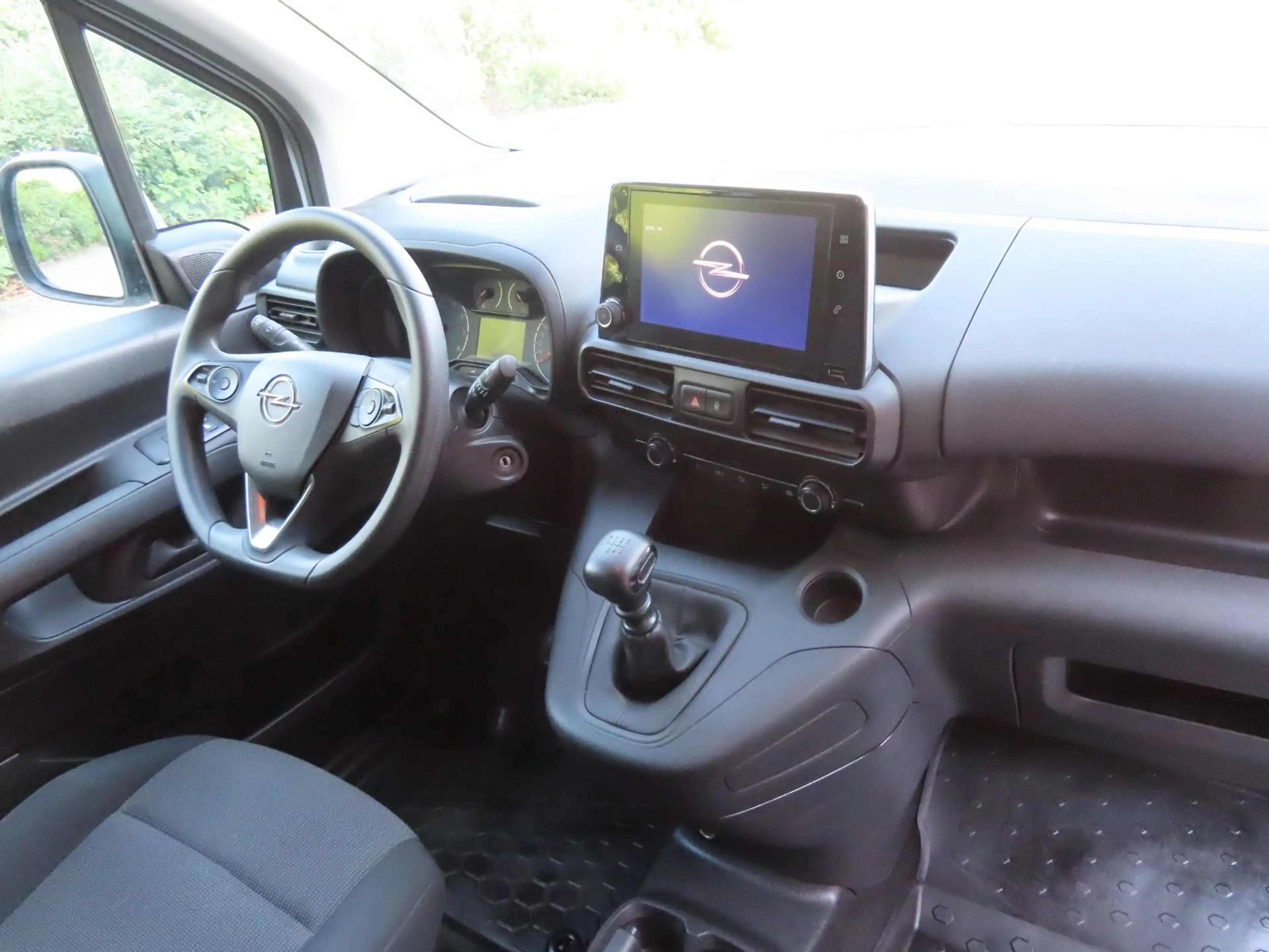 Opel Combo Cargo 1,5 Edition Nutzlast XL Klima Temp. — photo 11