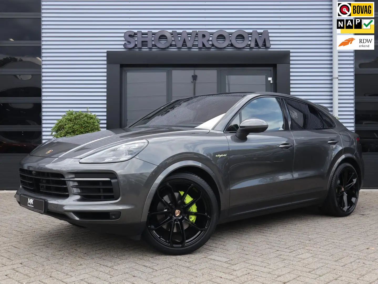 Porsche Cayenne Coupé 3.0 E-Hybrid Bose, Luchtvering, 22 Inch Grau - 1