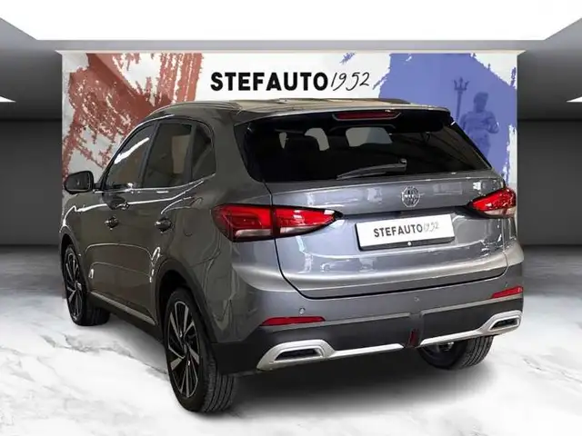 MG ZS view 5