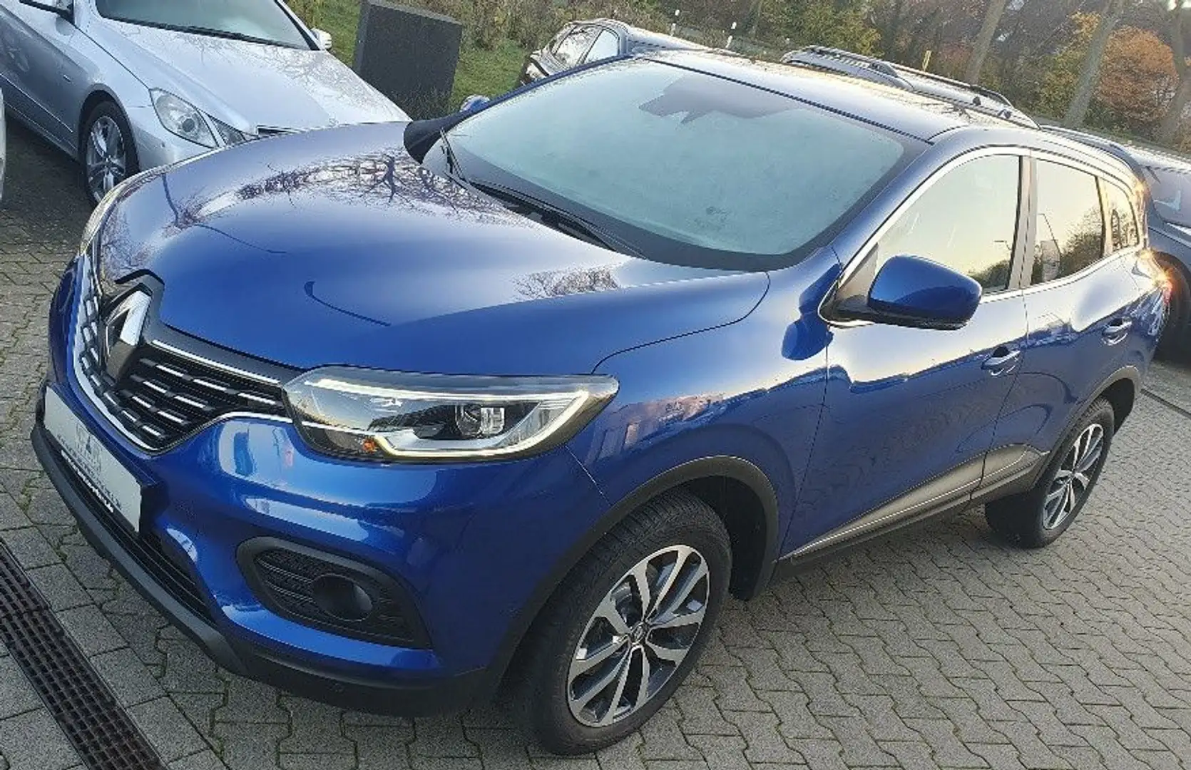 Renault Kadjar Business Edition Navi SH App Assist Kamer Blau - 2