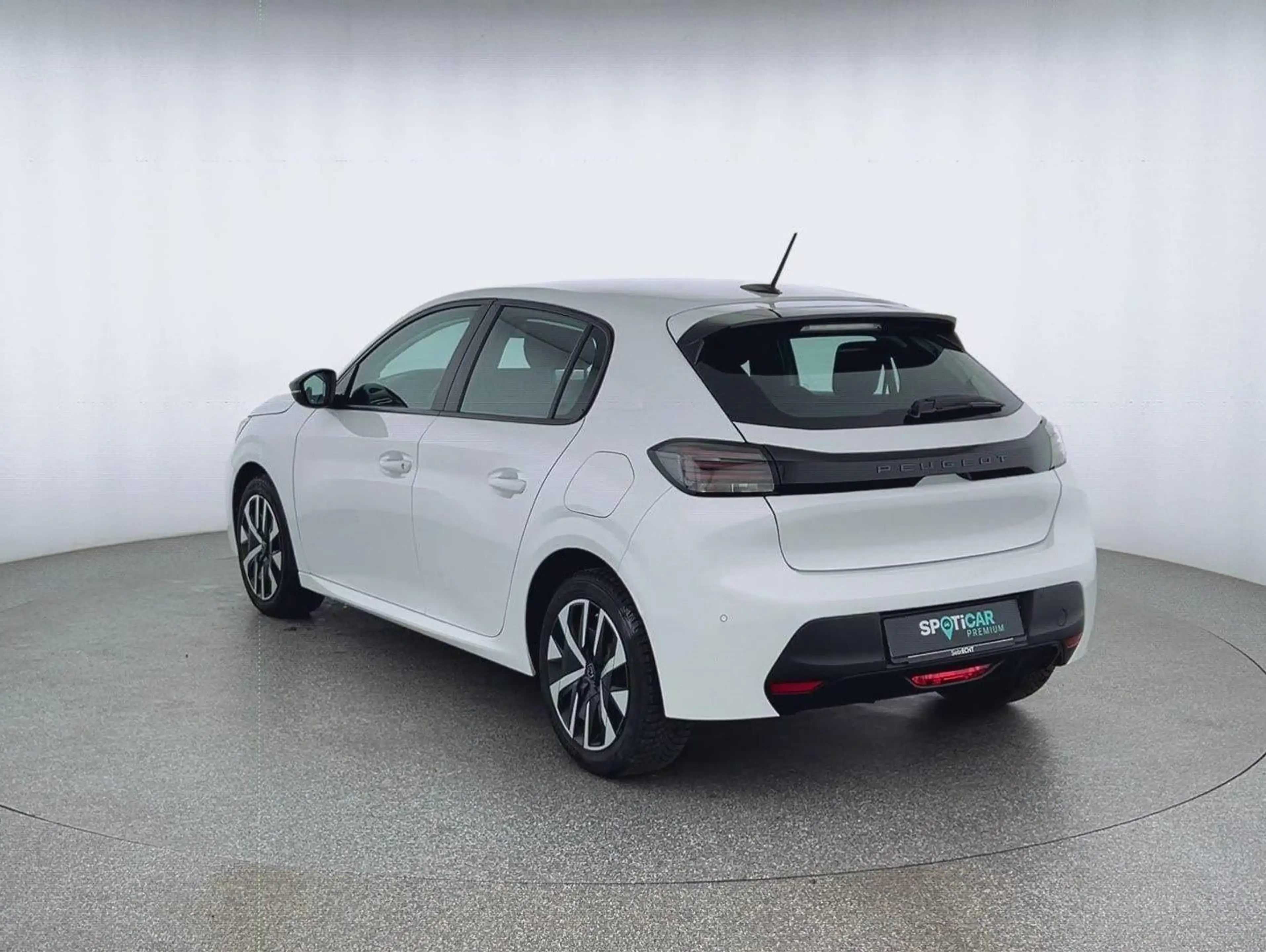 Peugeot 208 Active 1.2* — photo 5