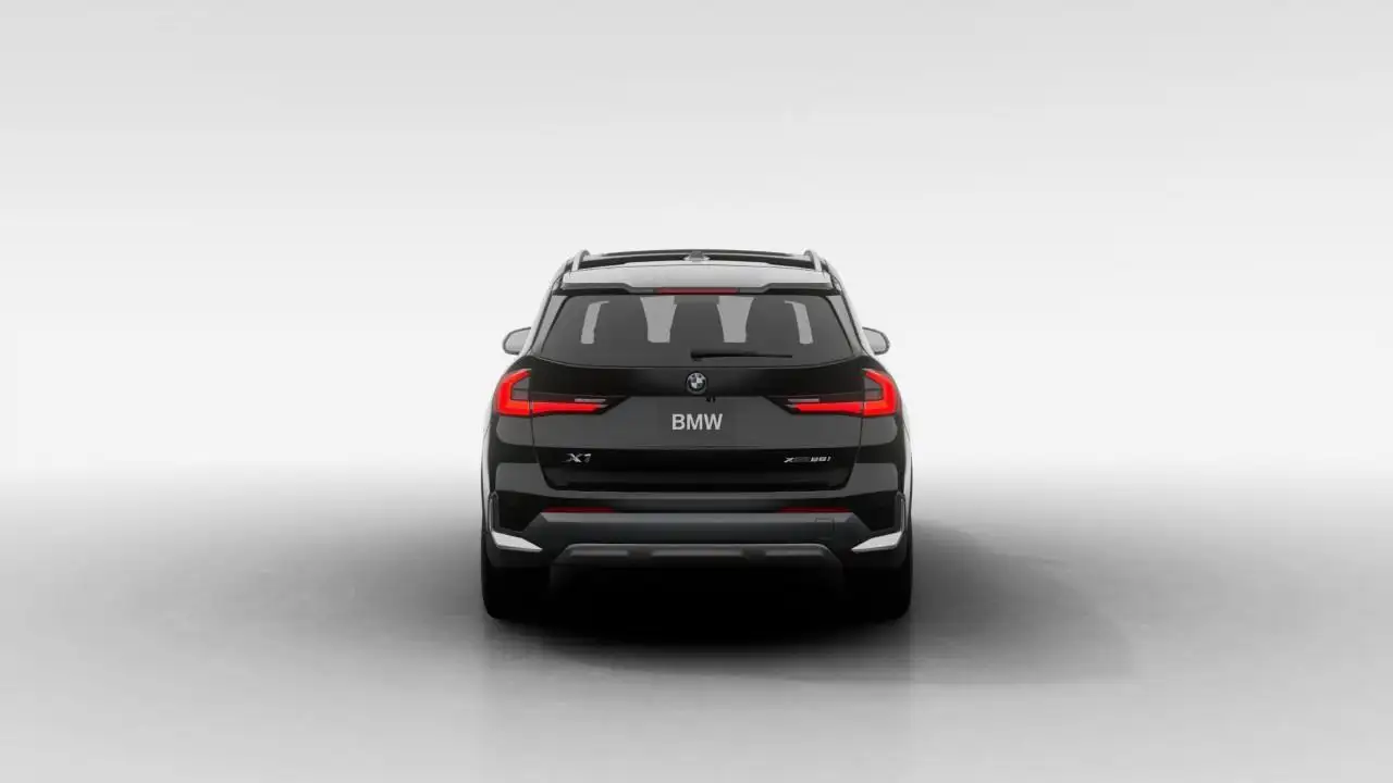 BMW X1 снимка BMW X1