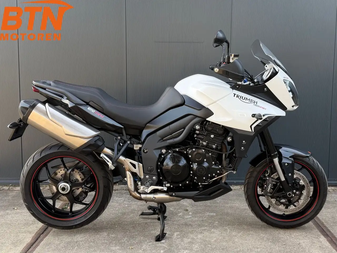 Triumph Tiger 1050