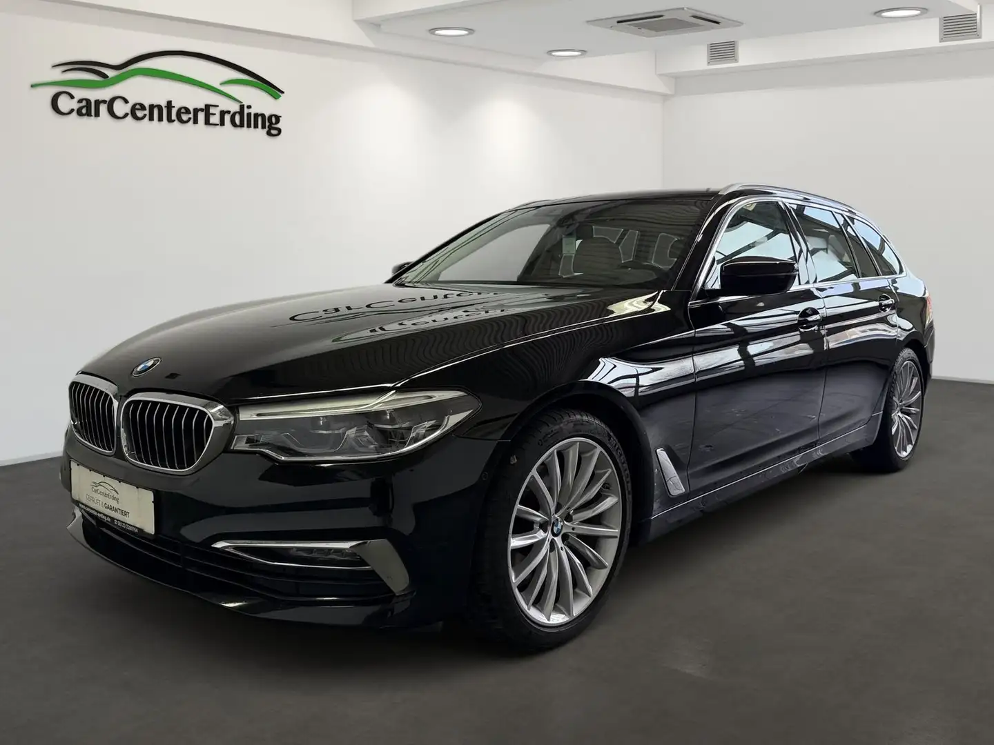 BMW 520 dT*Luxury Line*a.LED*Navi*Kamera*Leder*HUD* Noir - 1