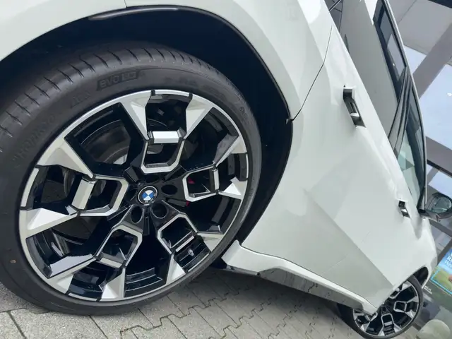 BMW Ix3 view 5