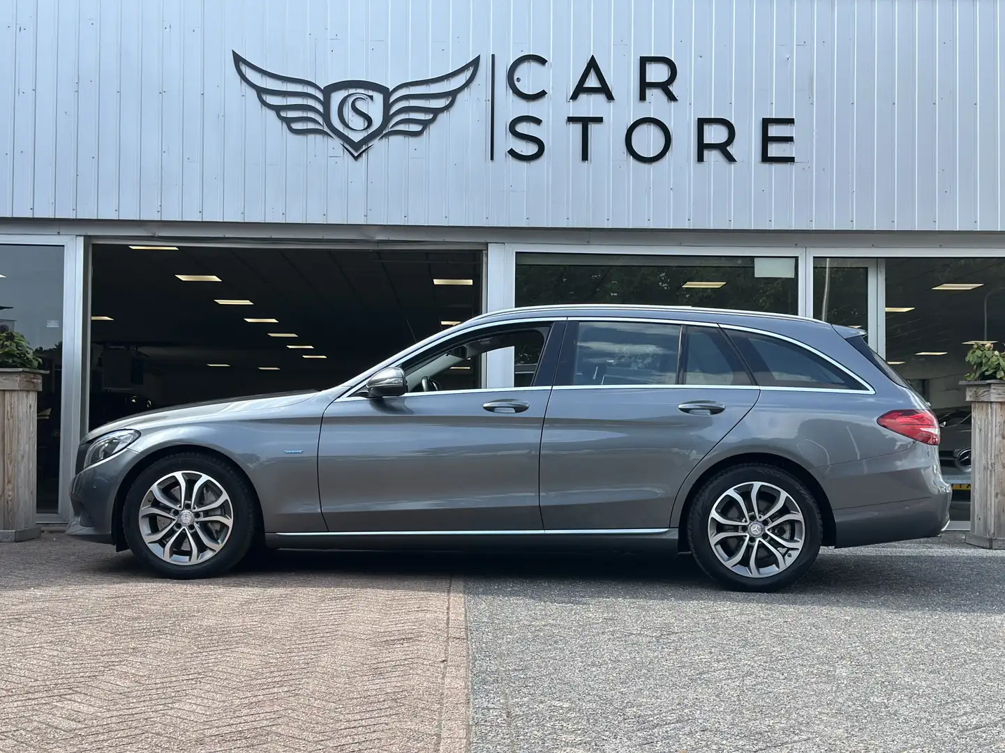 Mercedes-Benz C 350 Estate e |LUCHTVERING|CAMERA|ST VWM|CLIMA|NAV|LED Gris - 2