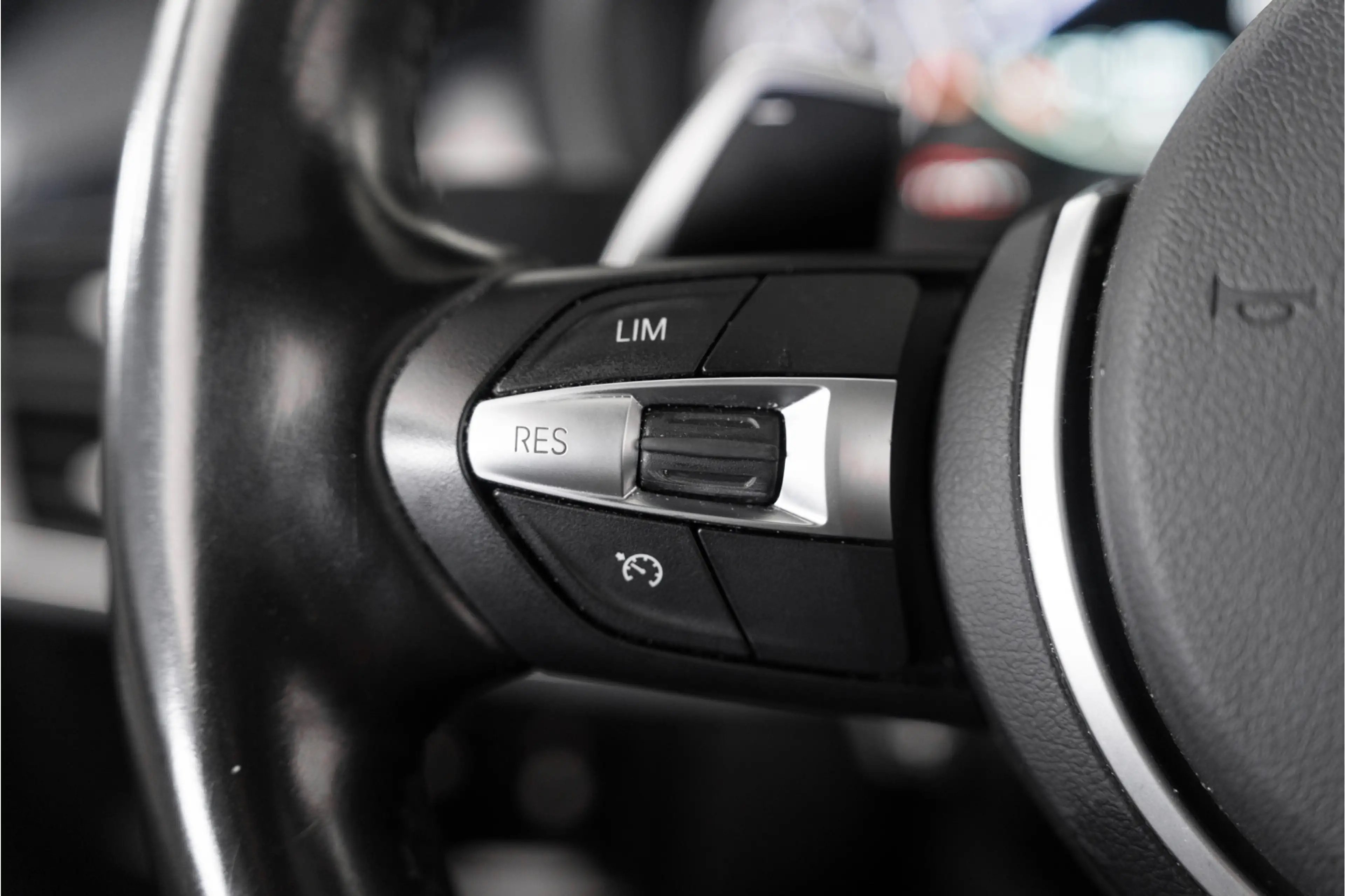 BMW X5 xDrive40eHigh Executive M Sport | Pano | HUD | Har — photo 32