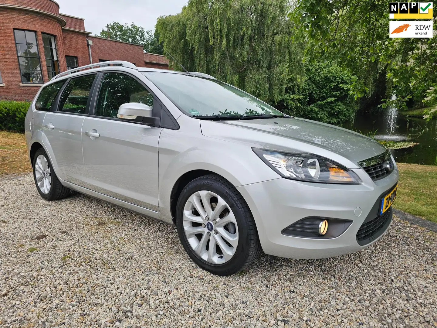 Ford Focus Wagon 1.6 Trend AIRCO *apk:05-2026* Grey - 1