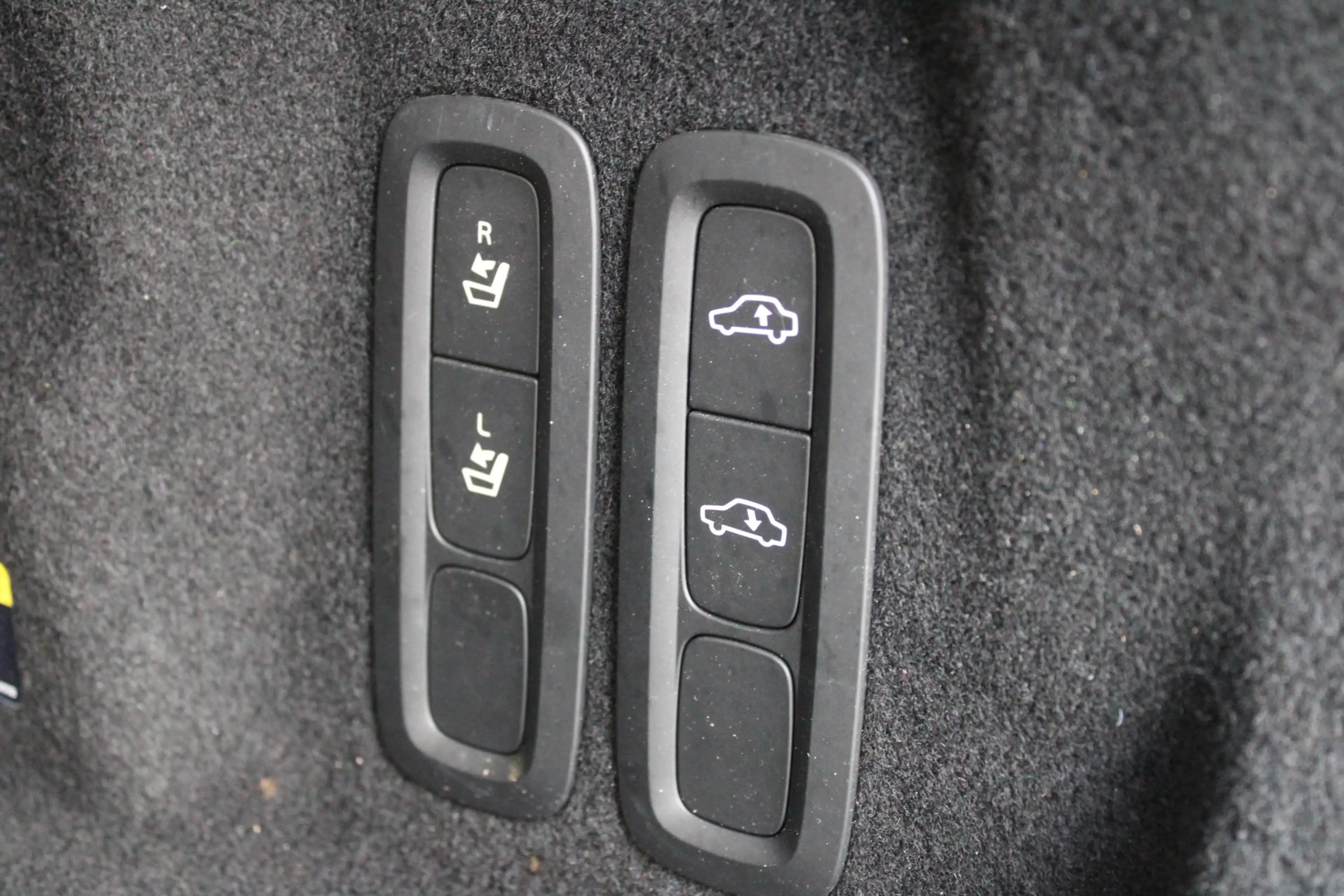 Volvo XC60 2.0 T5 AWD Inscription | 100% Henk Scholten Onderh — photo 12