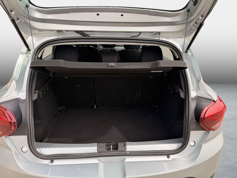Dacia Sandero TCe 90 Stepway — photo 8