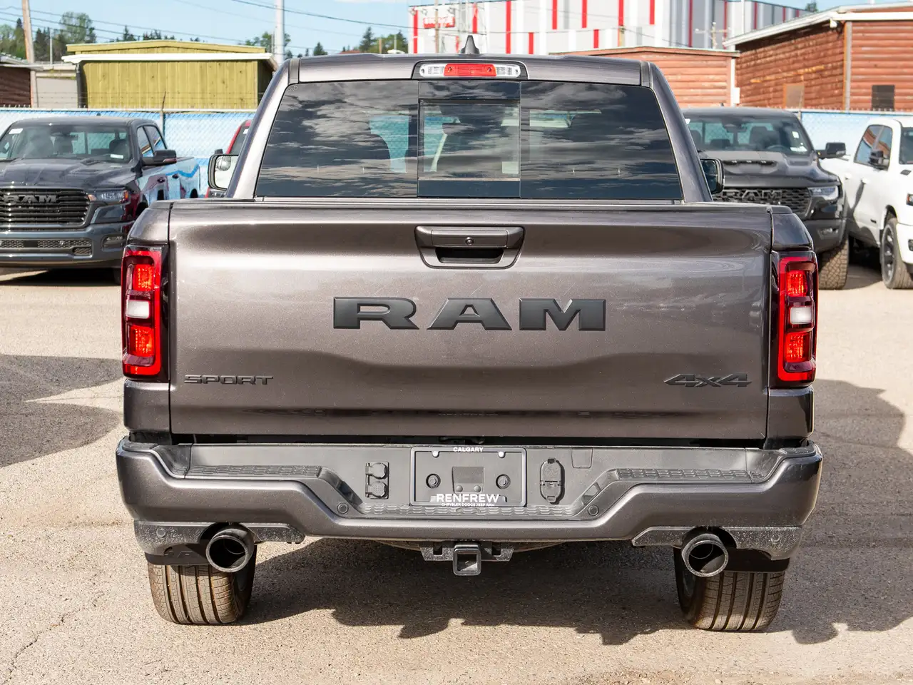 RAM 1500 снимка RAM 1500