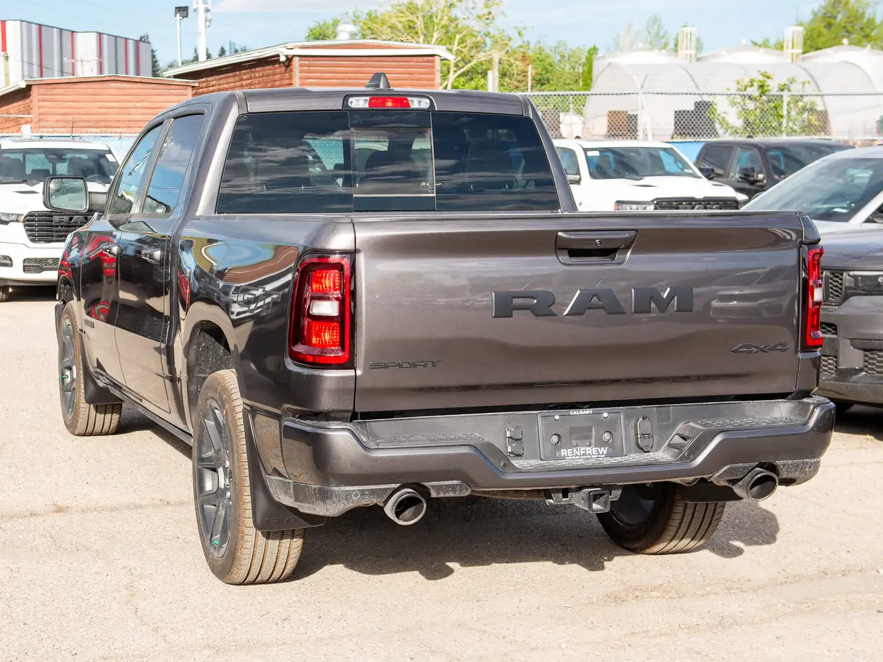 RAM 1500 снимка RAM 1500