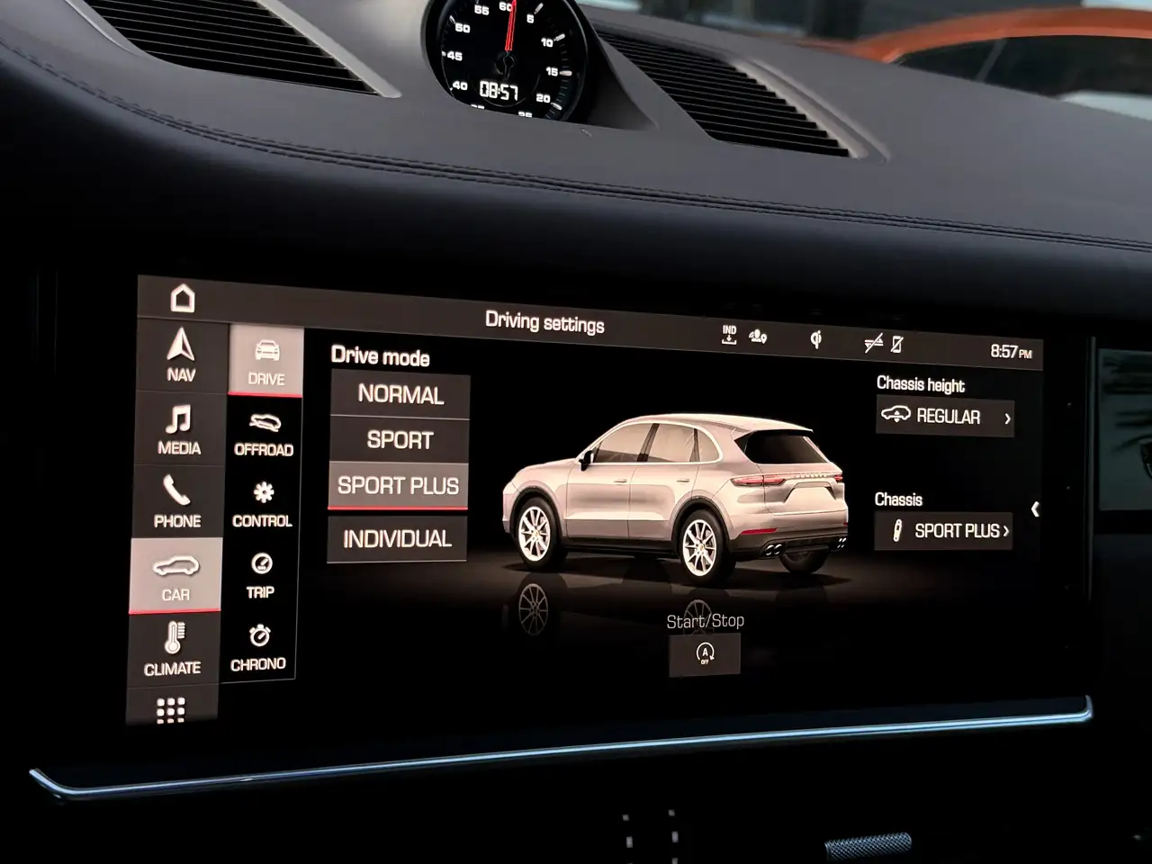 Porsche Cayenne снимка Porsche Cayenne