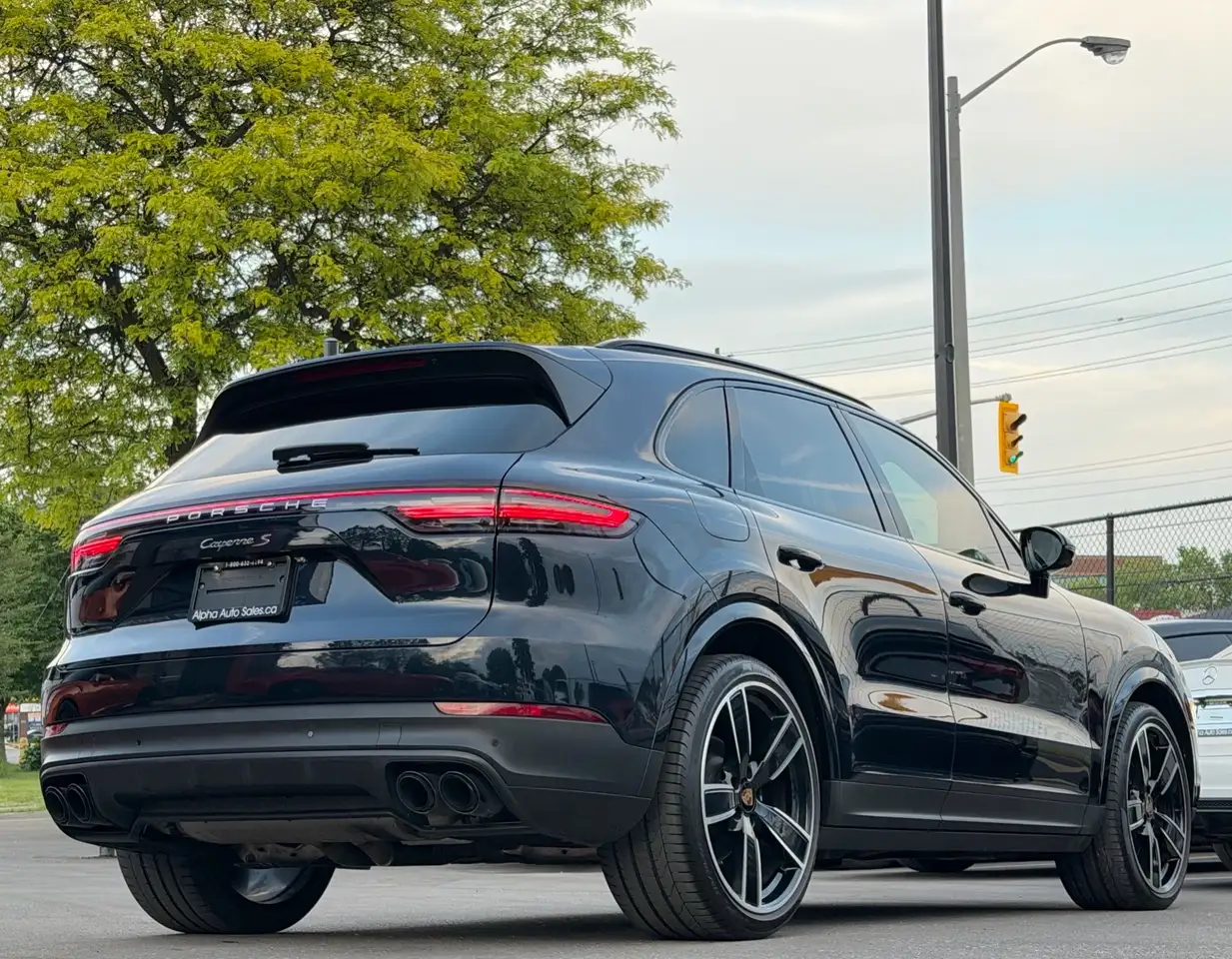 Porsche Cayenne снимка Porsche Cayenne