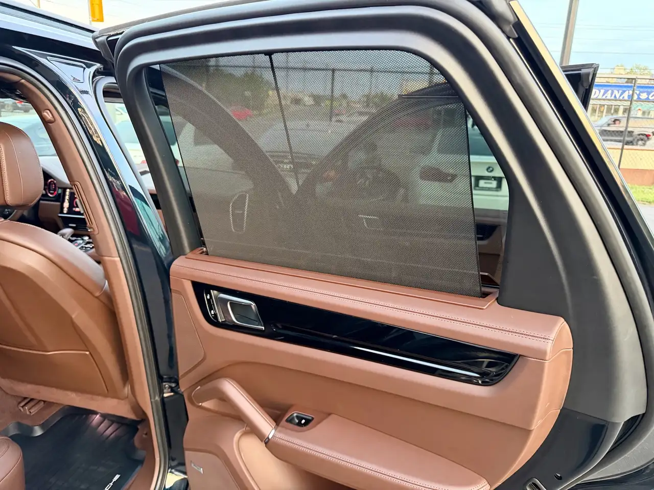 Porsche Cayenne снимка Porsche Cayenne