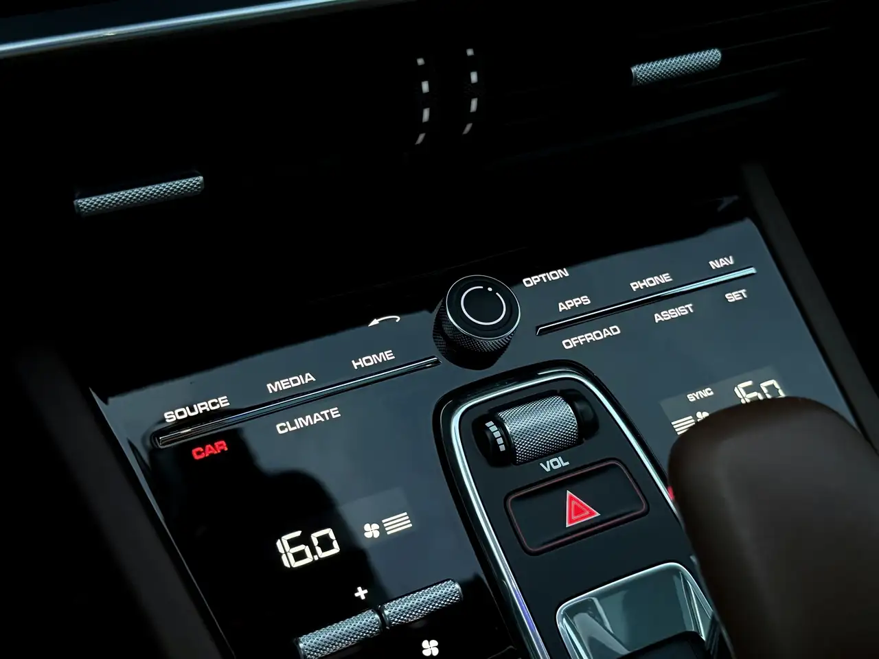 Porsche Cayenne снимка Porsche Cayenne