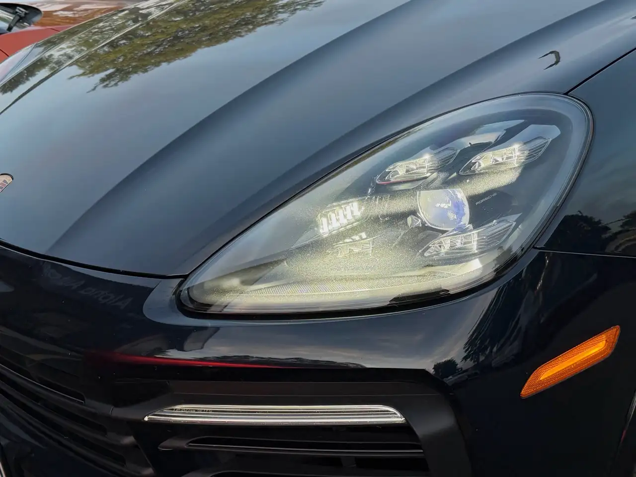 Porsche Cayenne снимка Porsche Cayenne