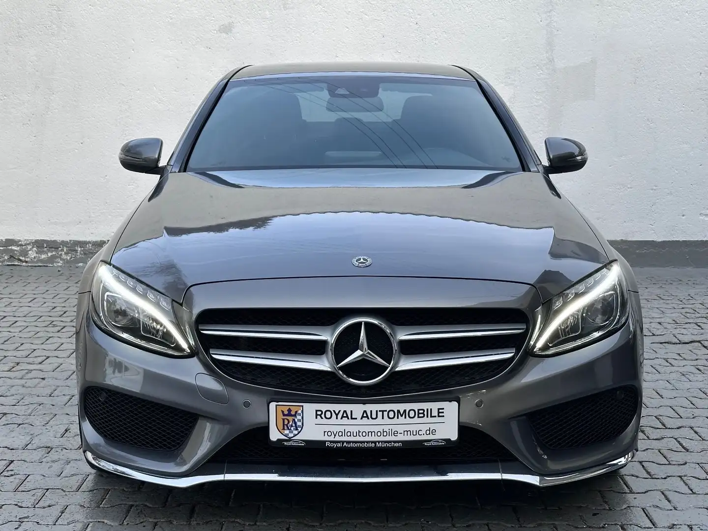 Mercedes-Benz C 350 e AMG-Line Edition-C/BURMESTER/NAVI/LIFT Grau - 2