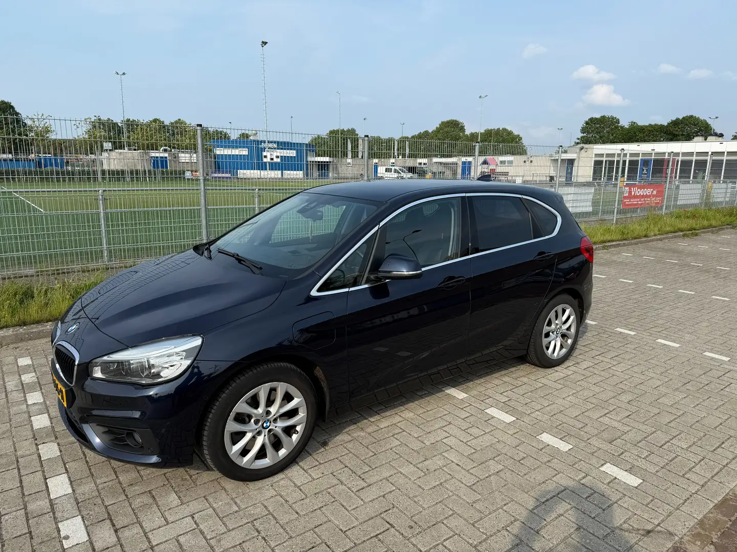 BMW 225 225XE ip Cent HighEx Blauw - 2